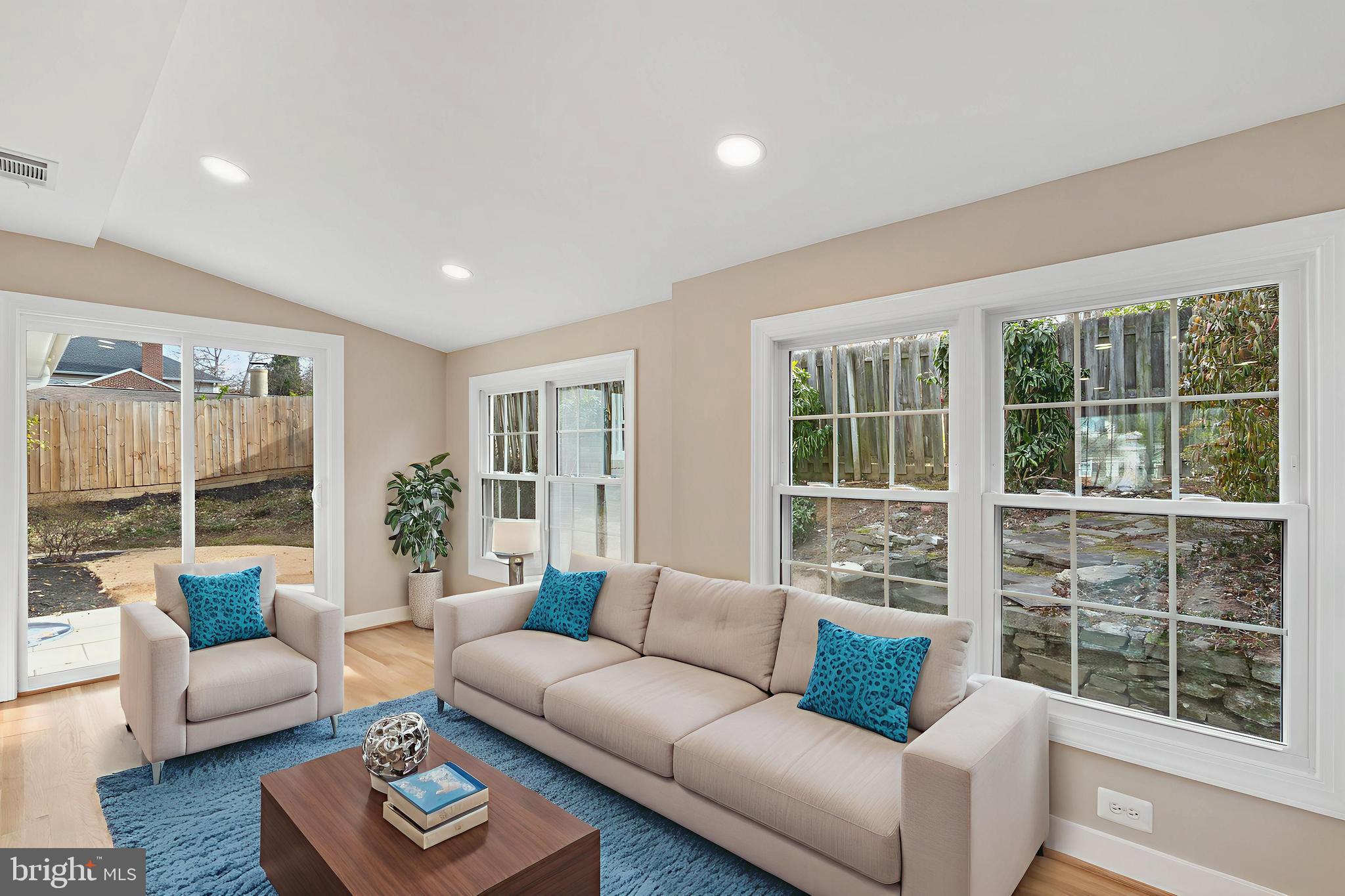 GLEN ECHO HEIGHTS - Residential