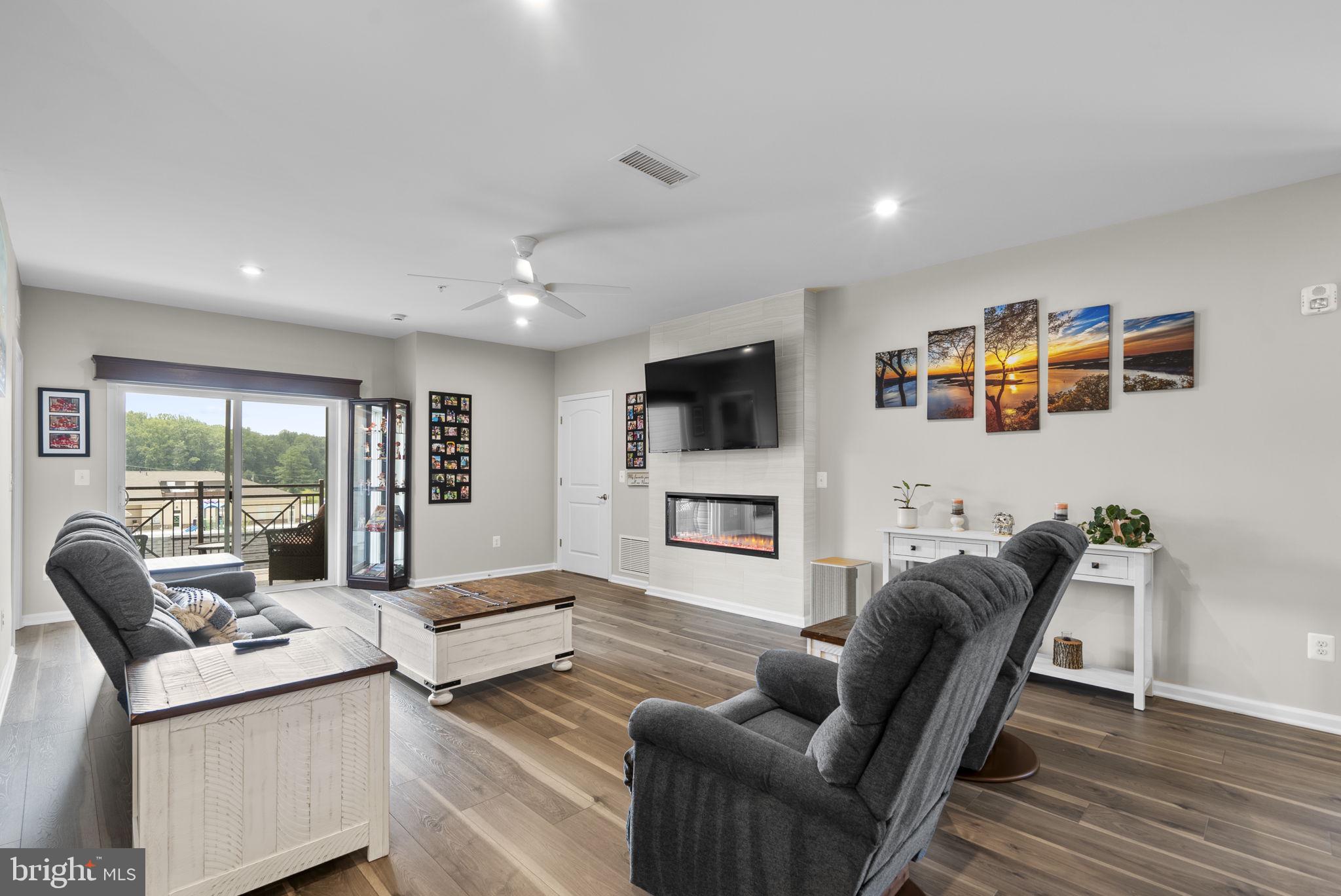 CABIN BRANCH - Residential