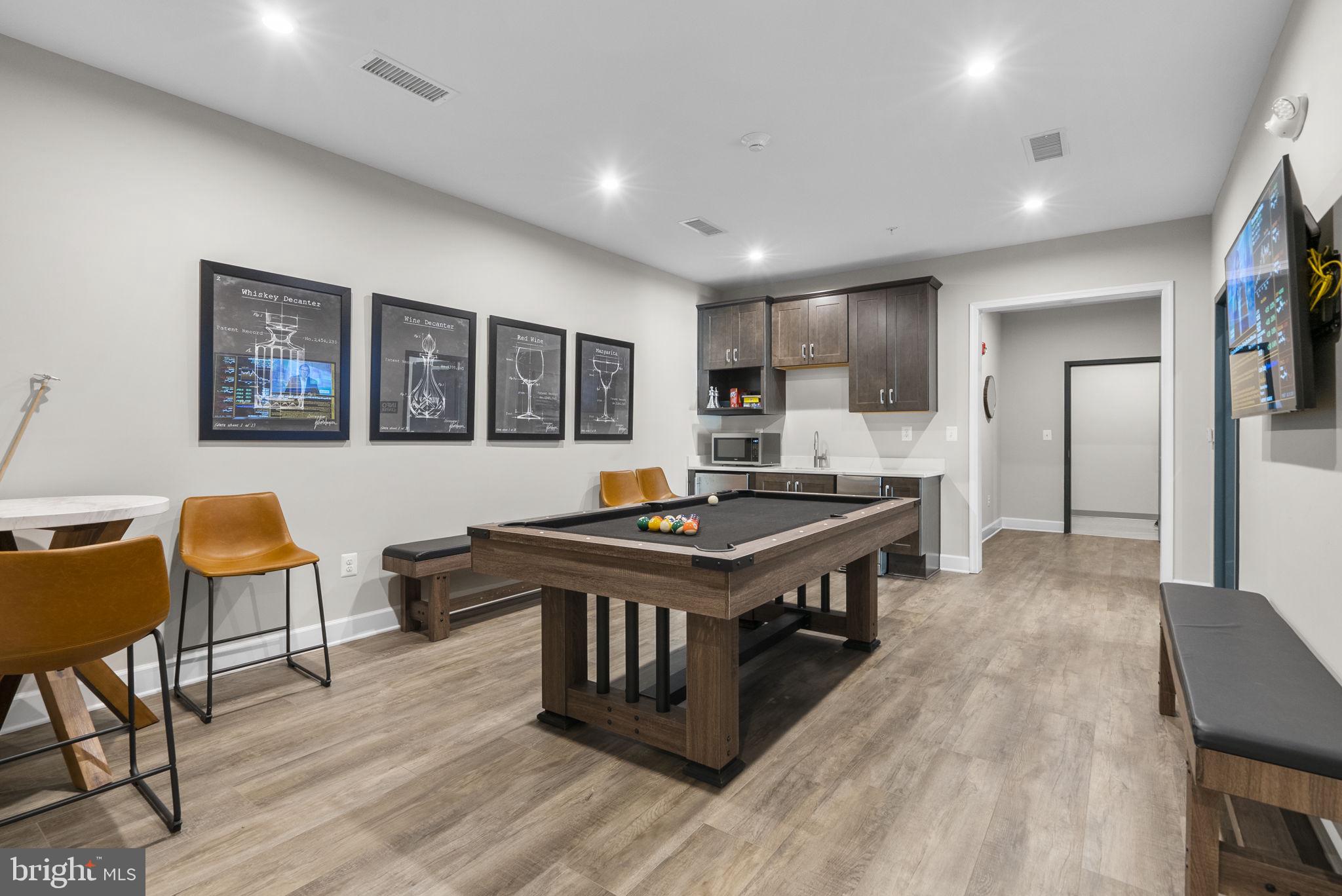 CABIN BRANCH - Residential