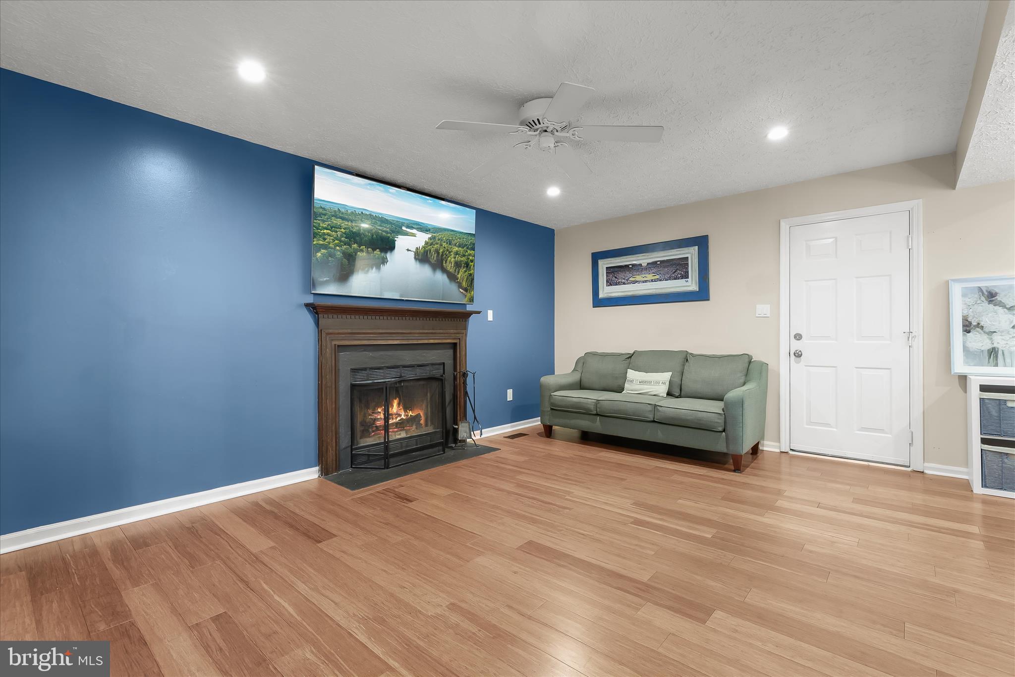 HUNTINGTON - Residential