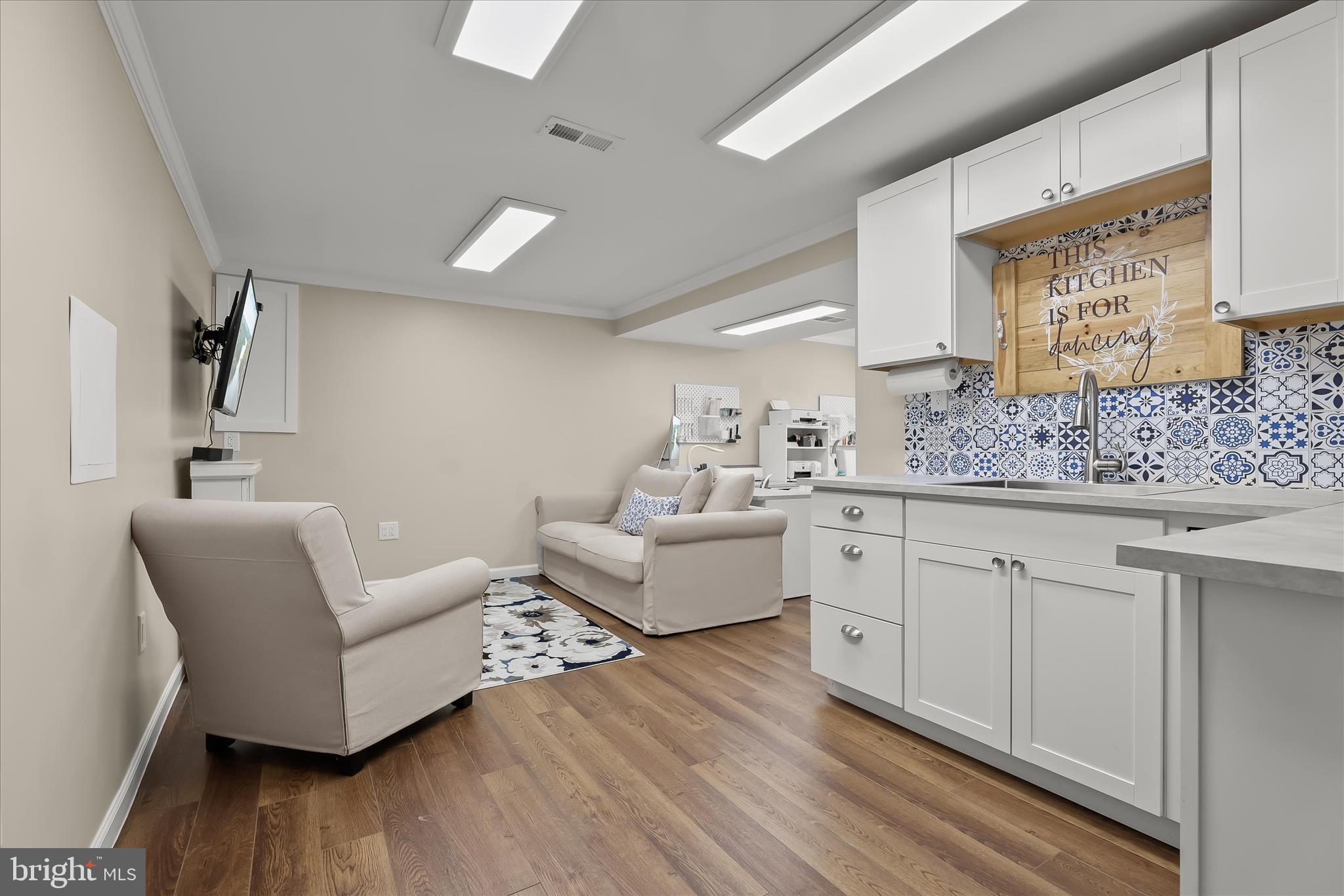 HUNTINGTON - Residential