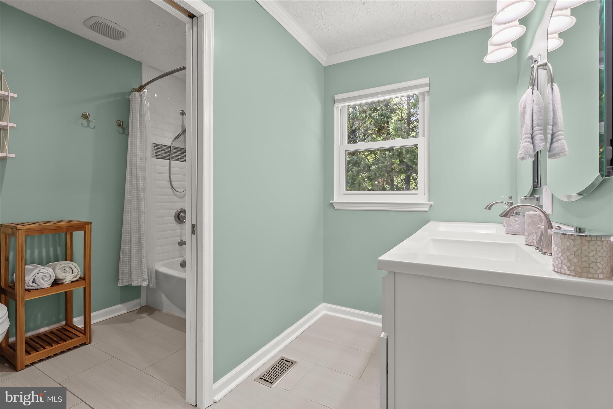 HUNTINGTON - Residential