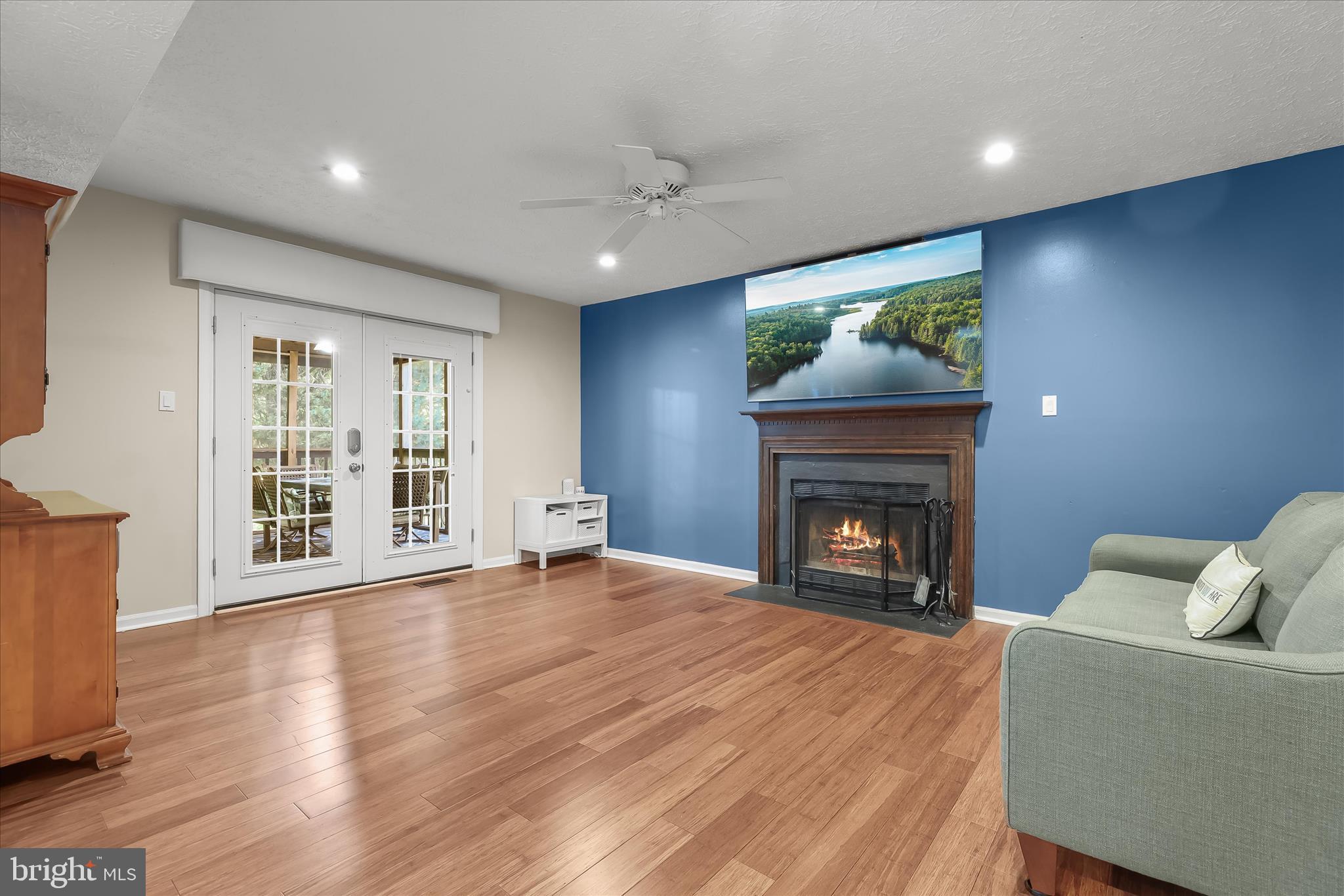HUNTINGTON - Residential