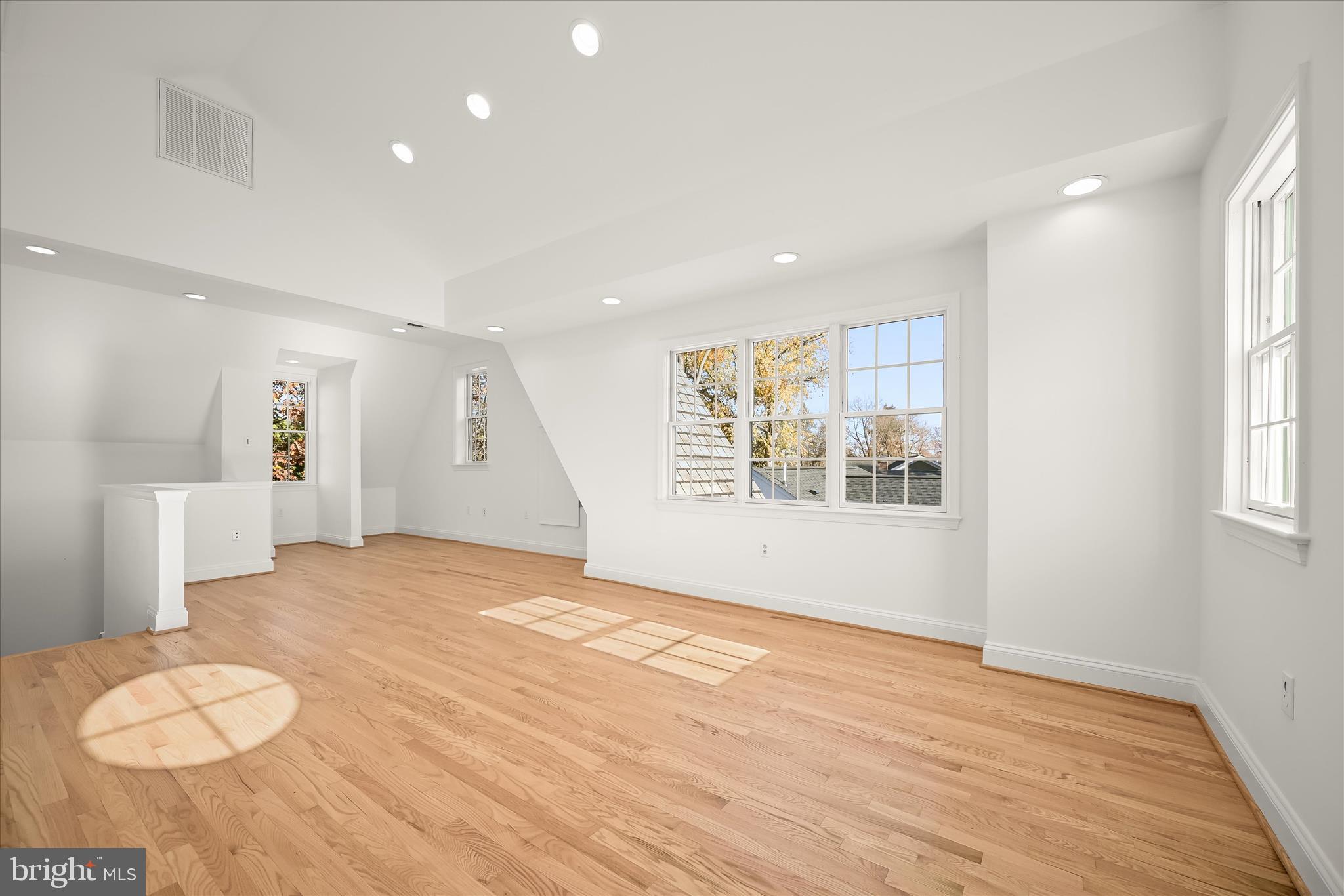 BRADLEY VILLAGE - Residential