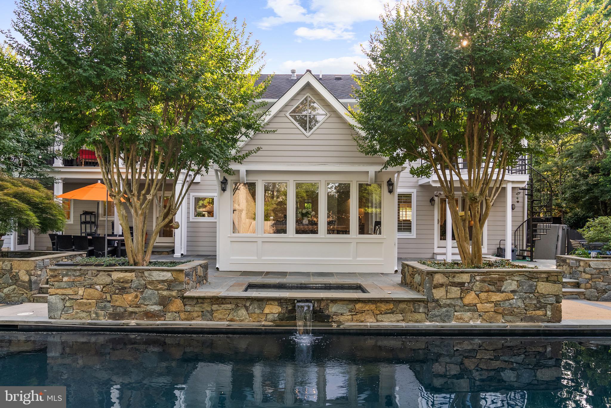 MALVERN HILL - Residential