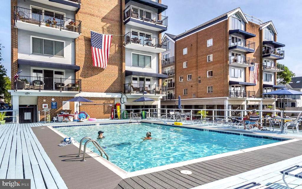 THE TECUMSEH - Residential