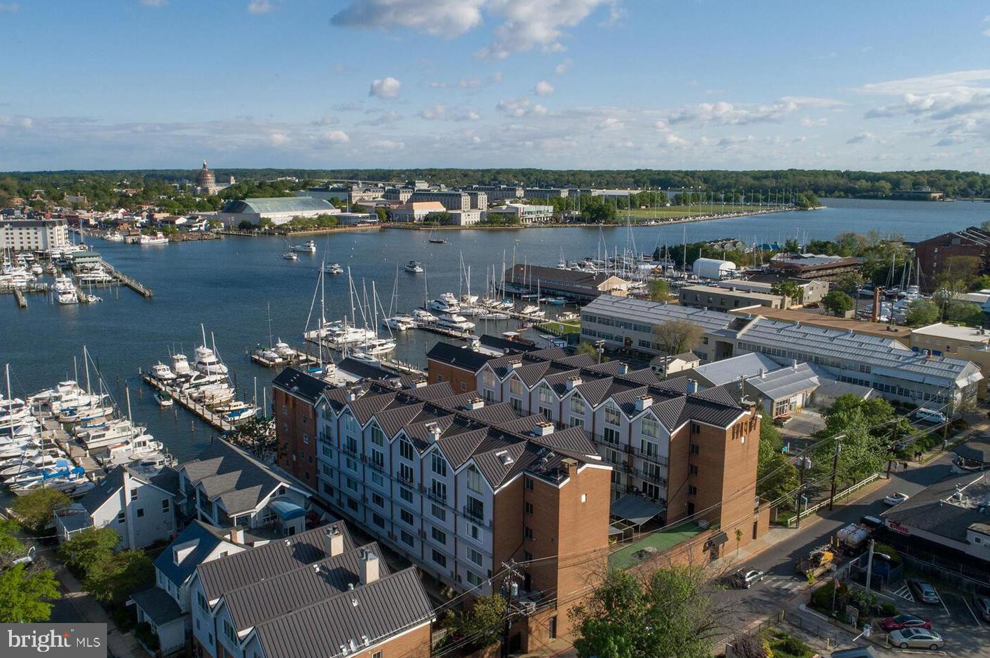 THE TECUMSEH - Residential