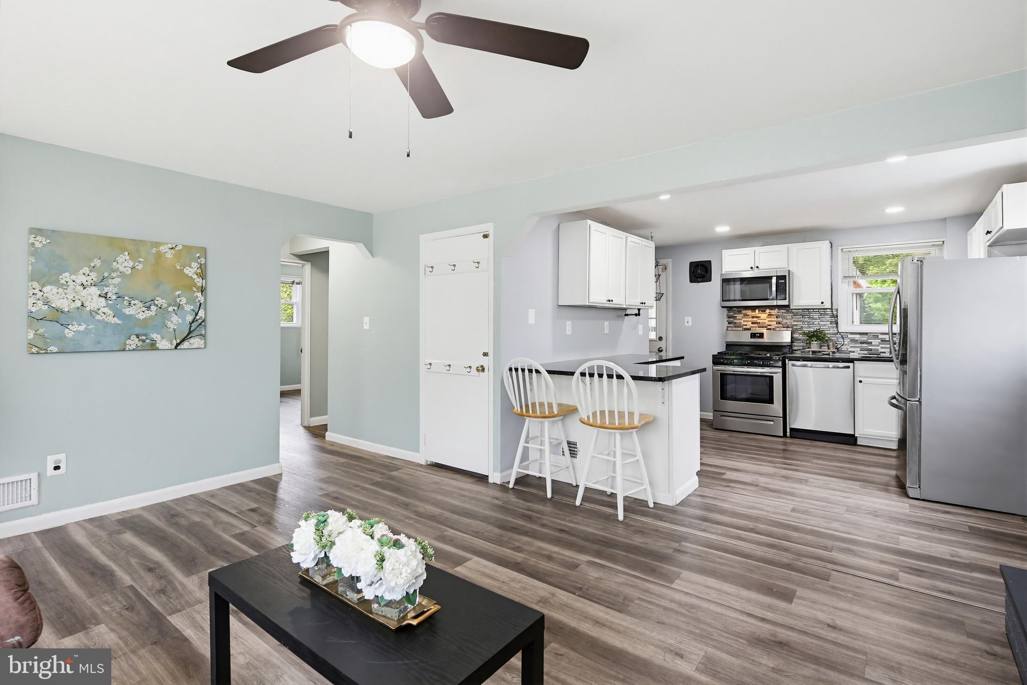 ADELPHI KNOLLS - Residential