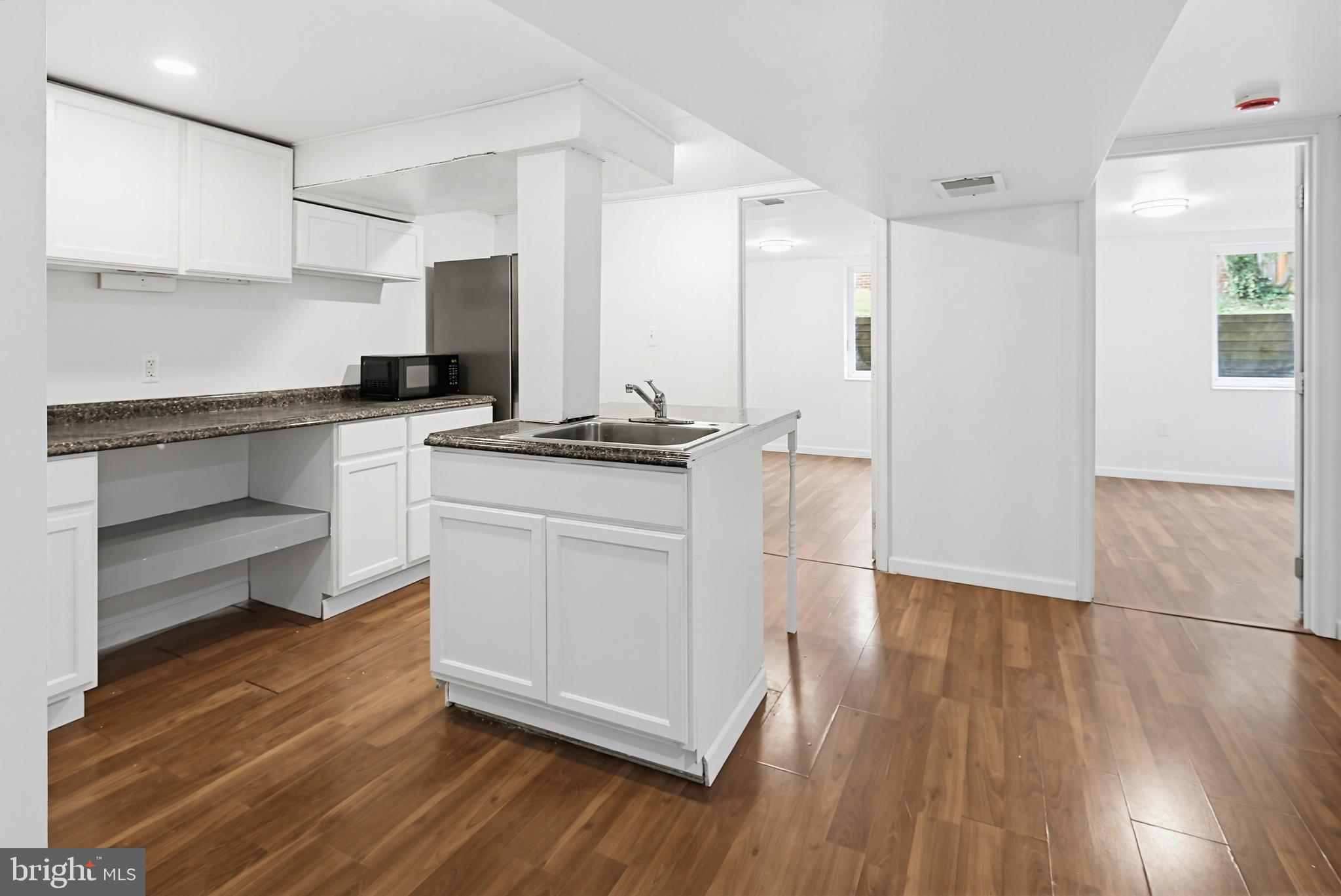ADELPHI KNOLLS - Residential