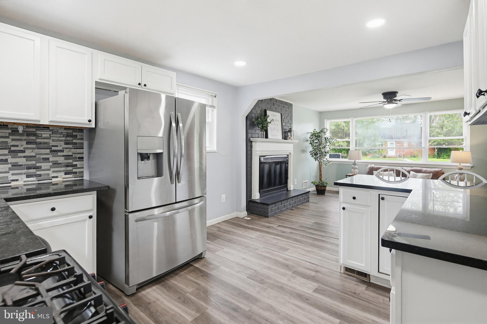 ADELPHI KNOLLS - Residential