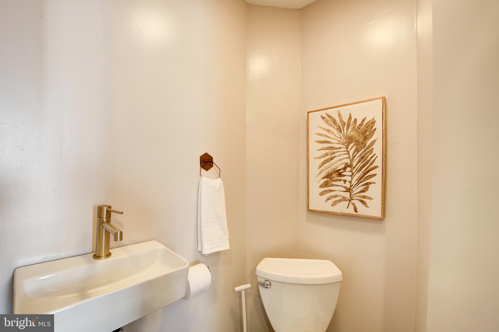 CAPITOL HILL - Residential