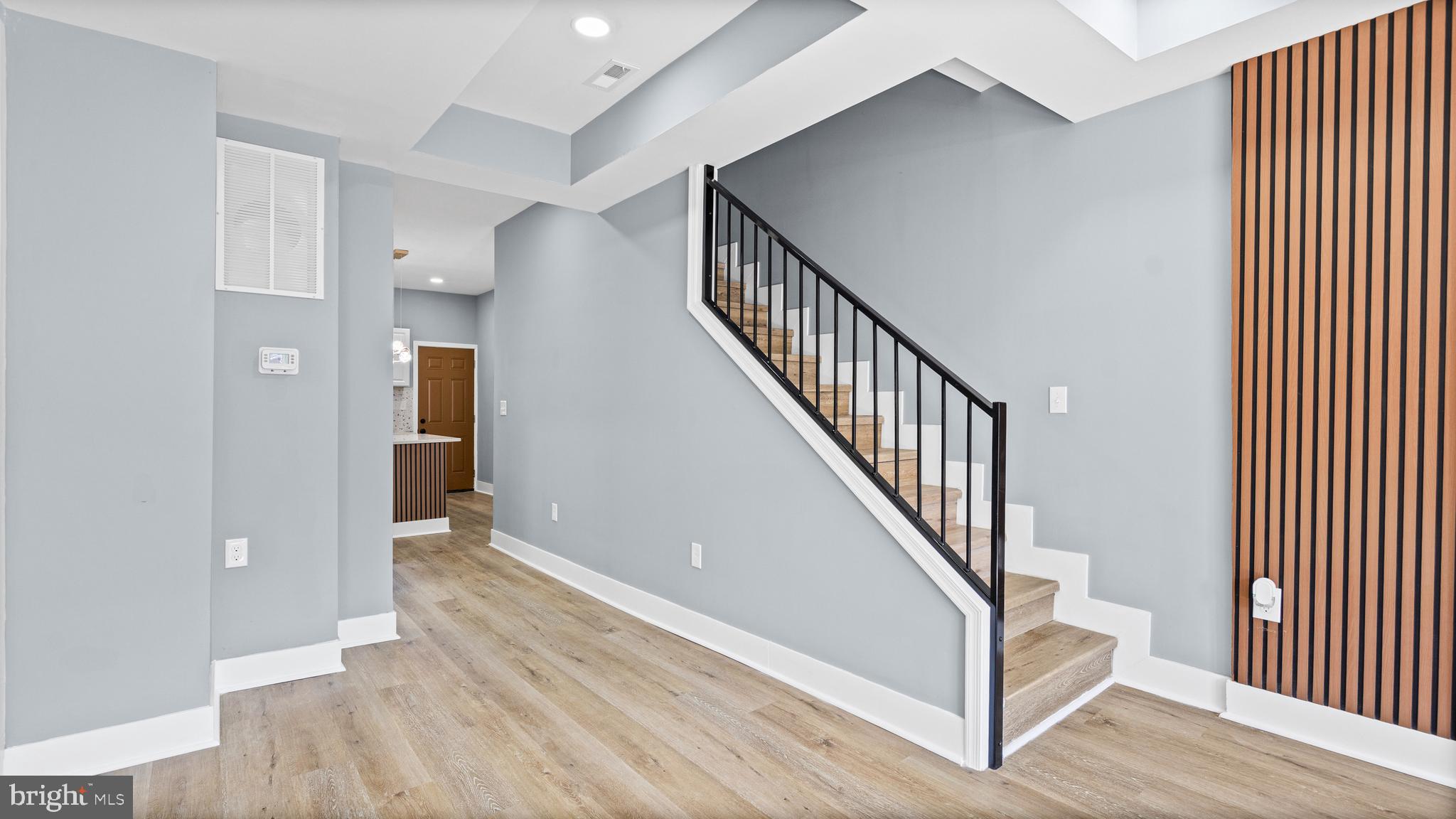 BROADWAY EAST - Residential