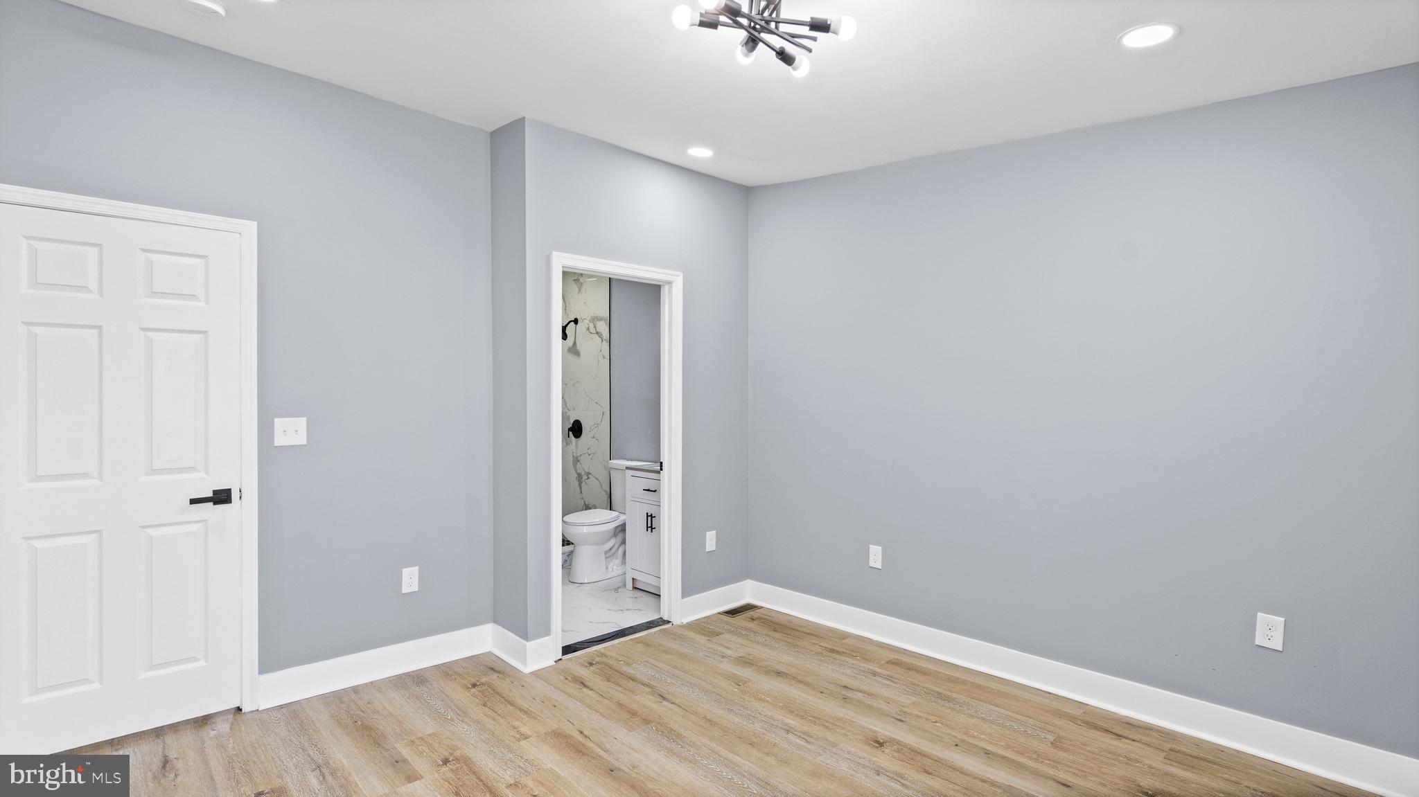 BROADWAY EAST - Residential