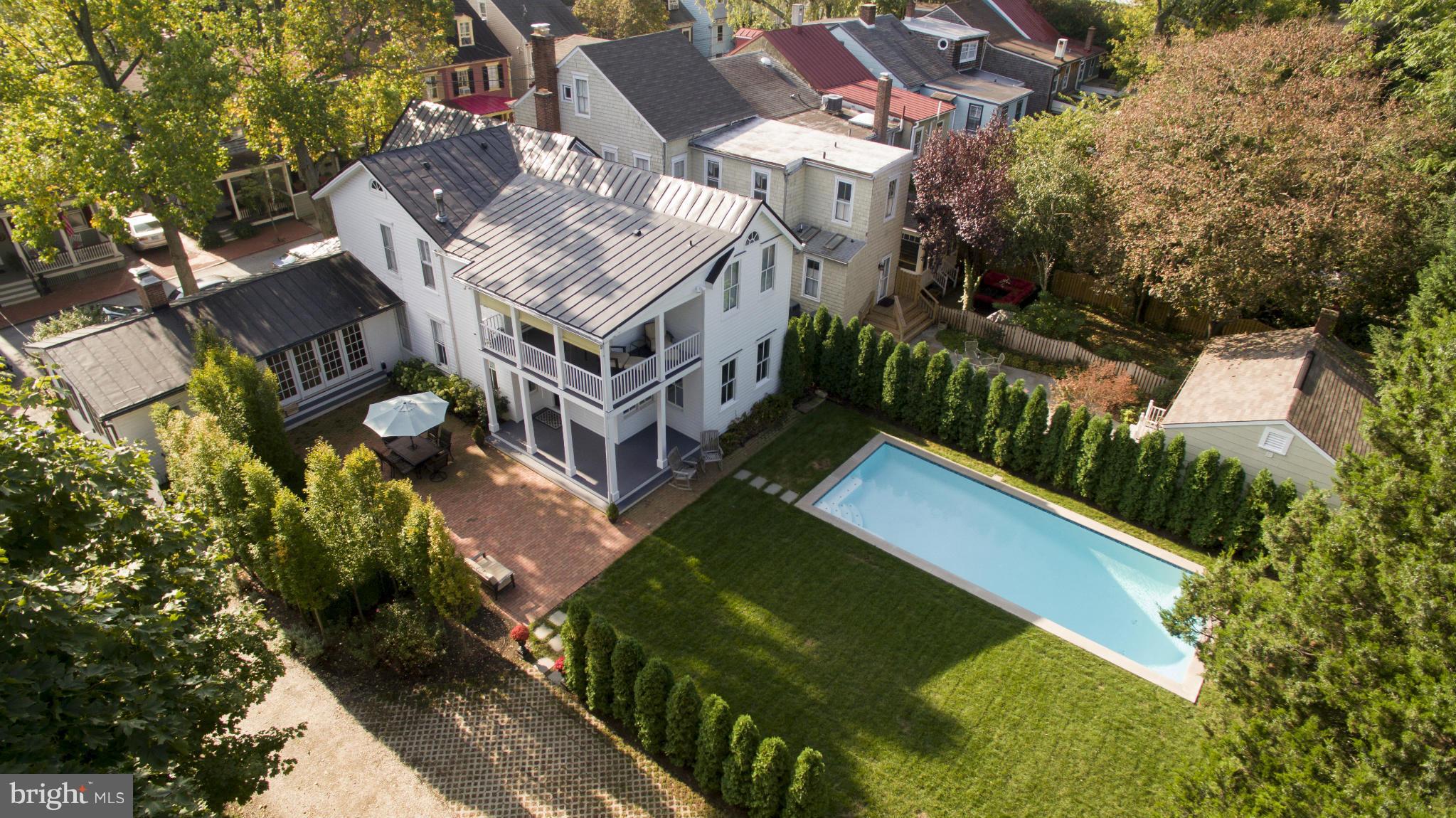 HISTORIC DISTRICT - Residential