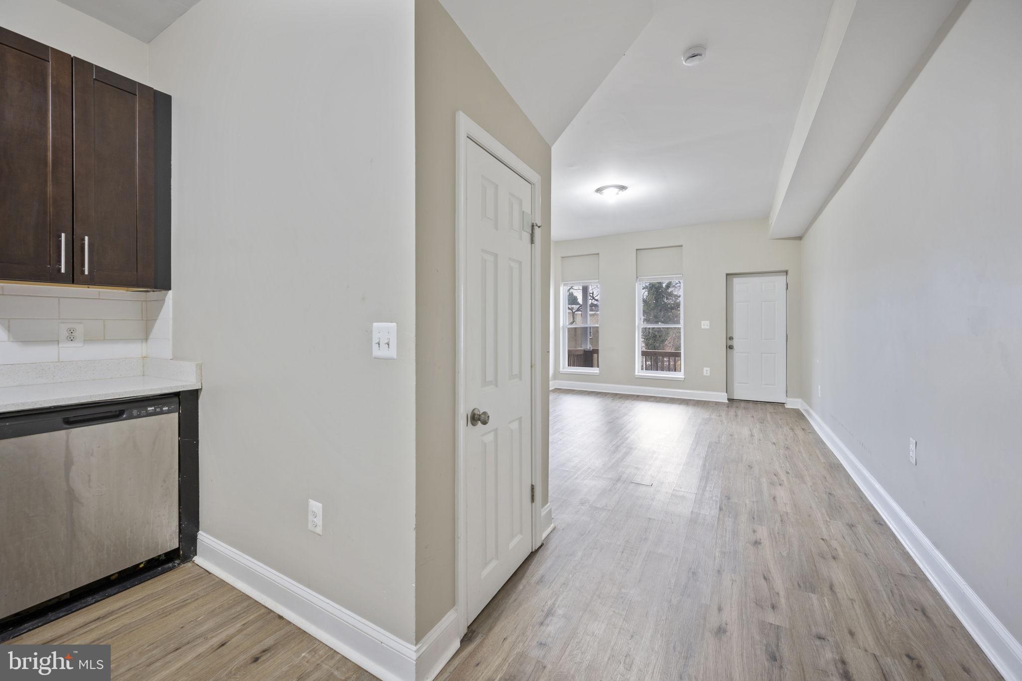 PARK CIRCLE - Residential