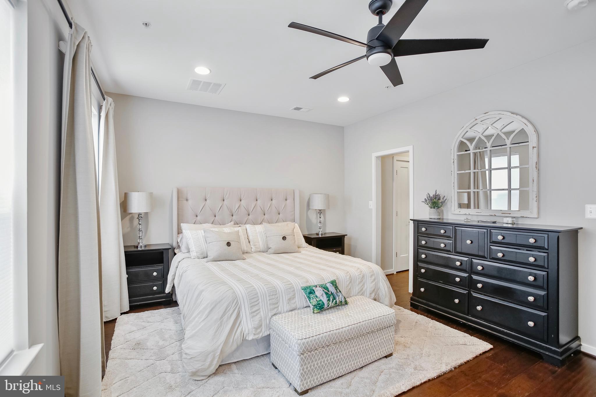 BRAMBLETON TOWN CENTER - Residential