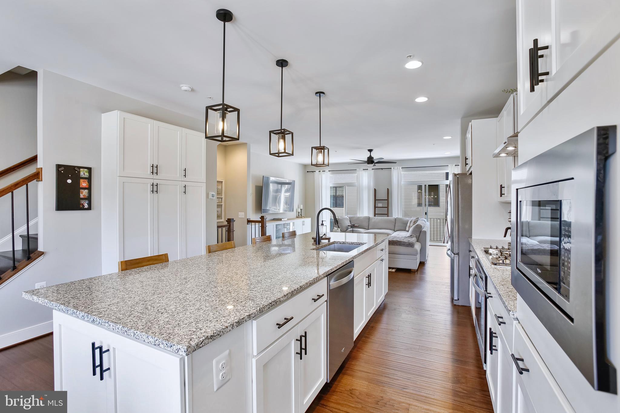 BRAMBLETON TOWN CENTER - Residential