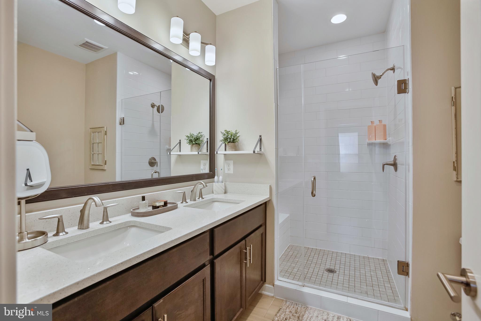 BRAMBLETON TOWN CENTER - Residential