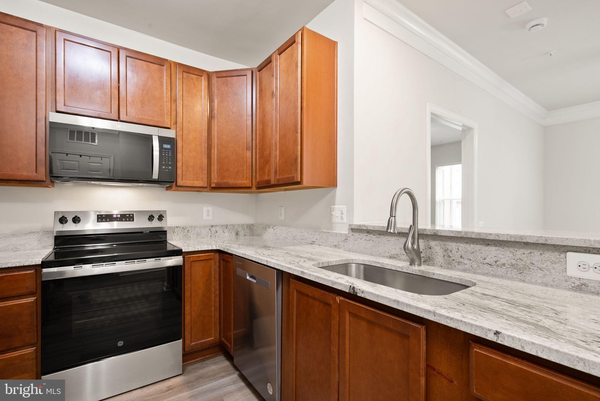 POTOMAC GREEN BY DEL WEBB - Residential