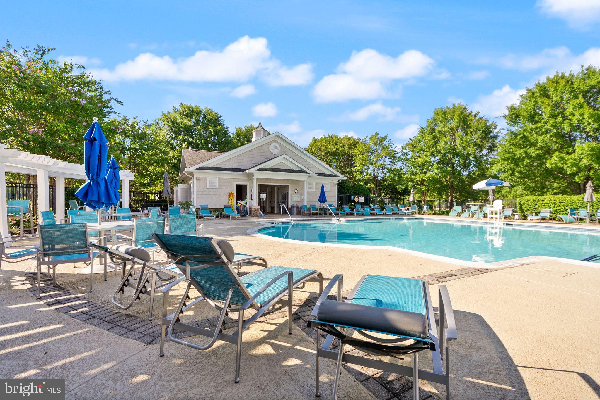 POTOMAC GREEN BY DEL WEBB - Residential