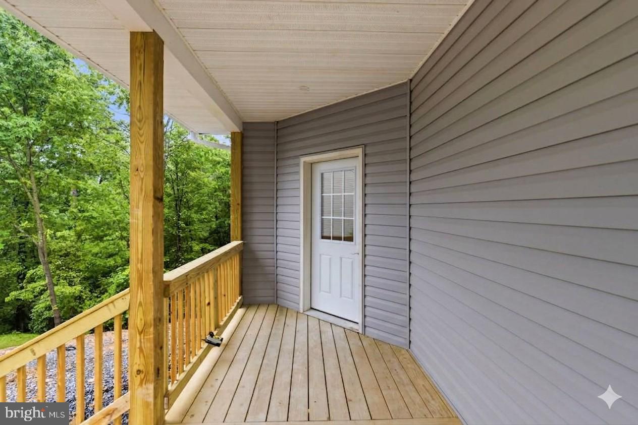 LAKE HOLIDAY ESTATES - Residential