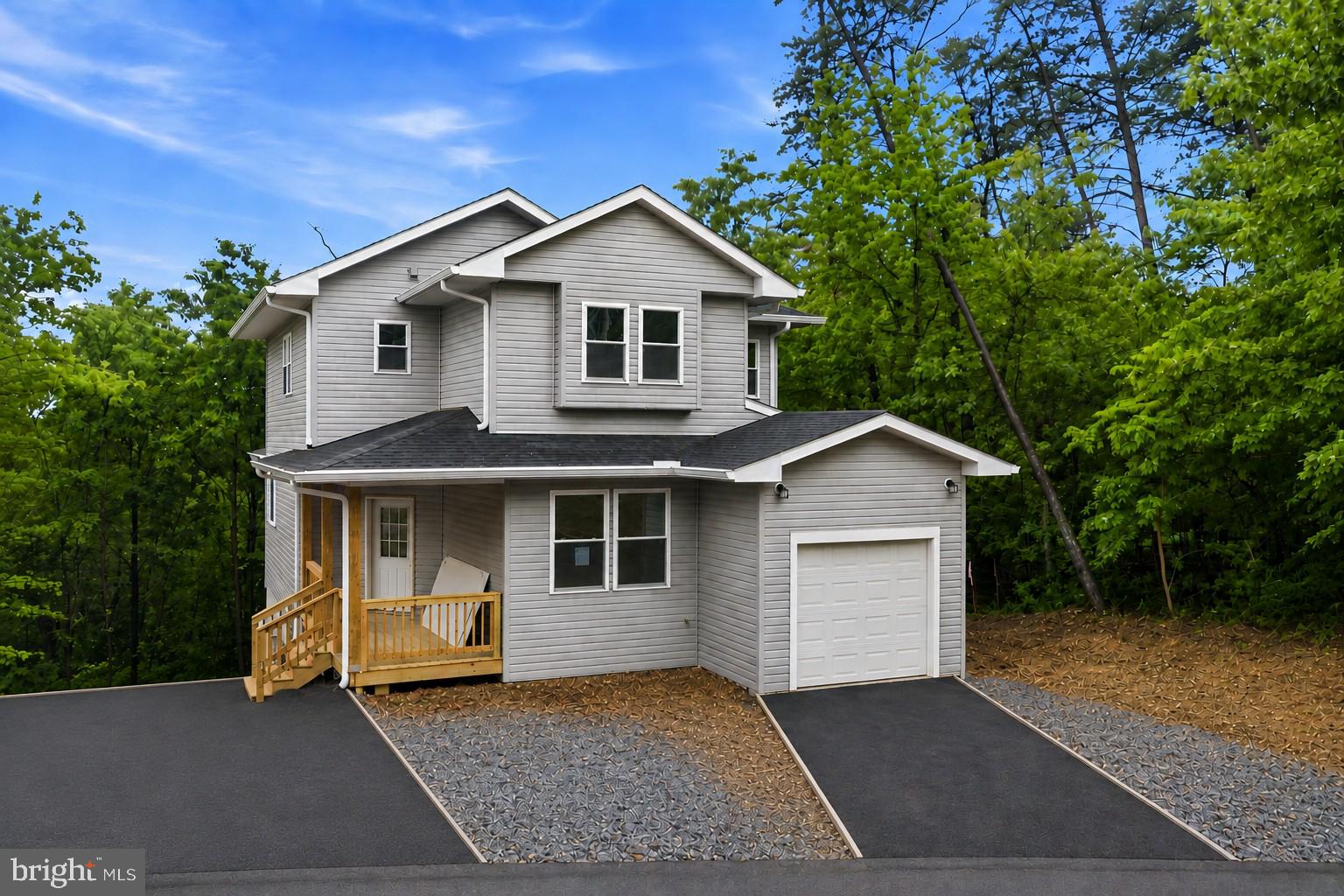 LAKE HOLIDAY ESTATES - Residential