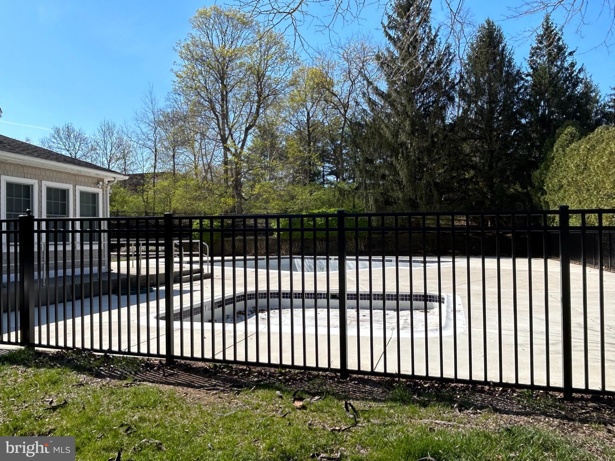 DARLINGTON WOODS - Residential