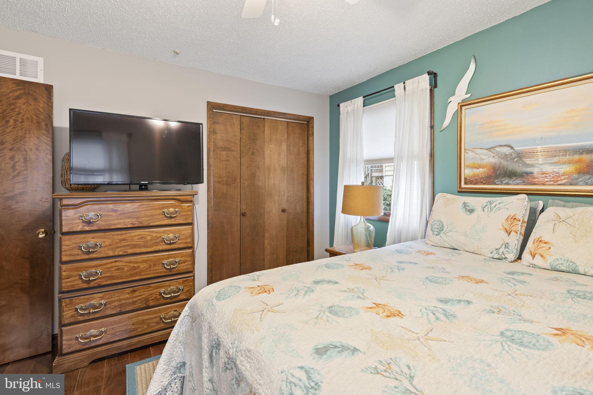 OCEAN PINES - BAY COLONY - Residential