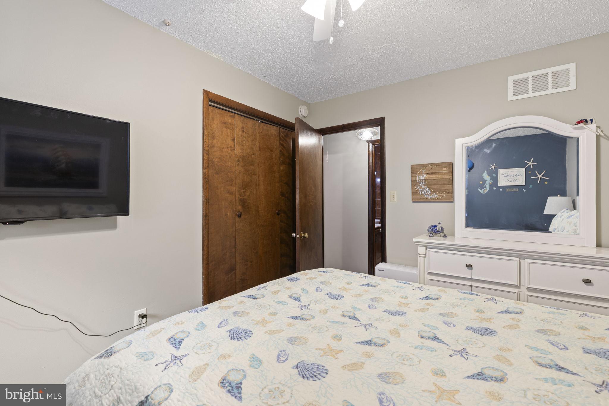 OCEAN PINES - BAY COLONY - Residential
