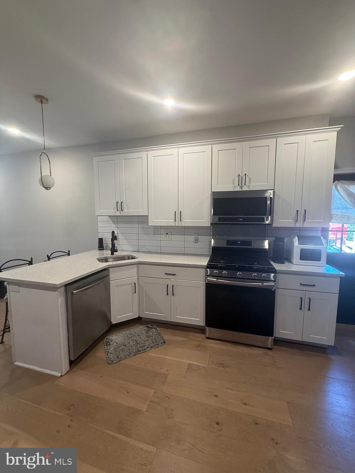 FRANKLINTOWN ROAD - Residential