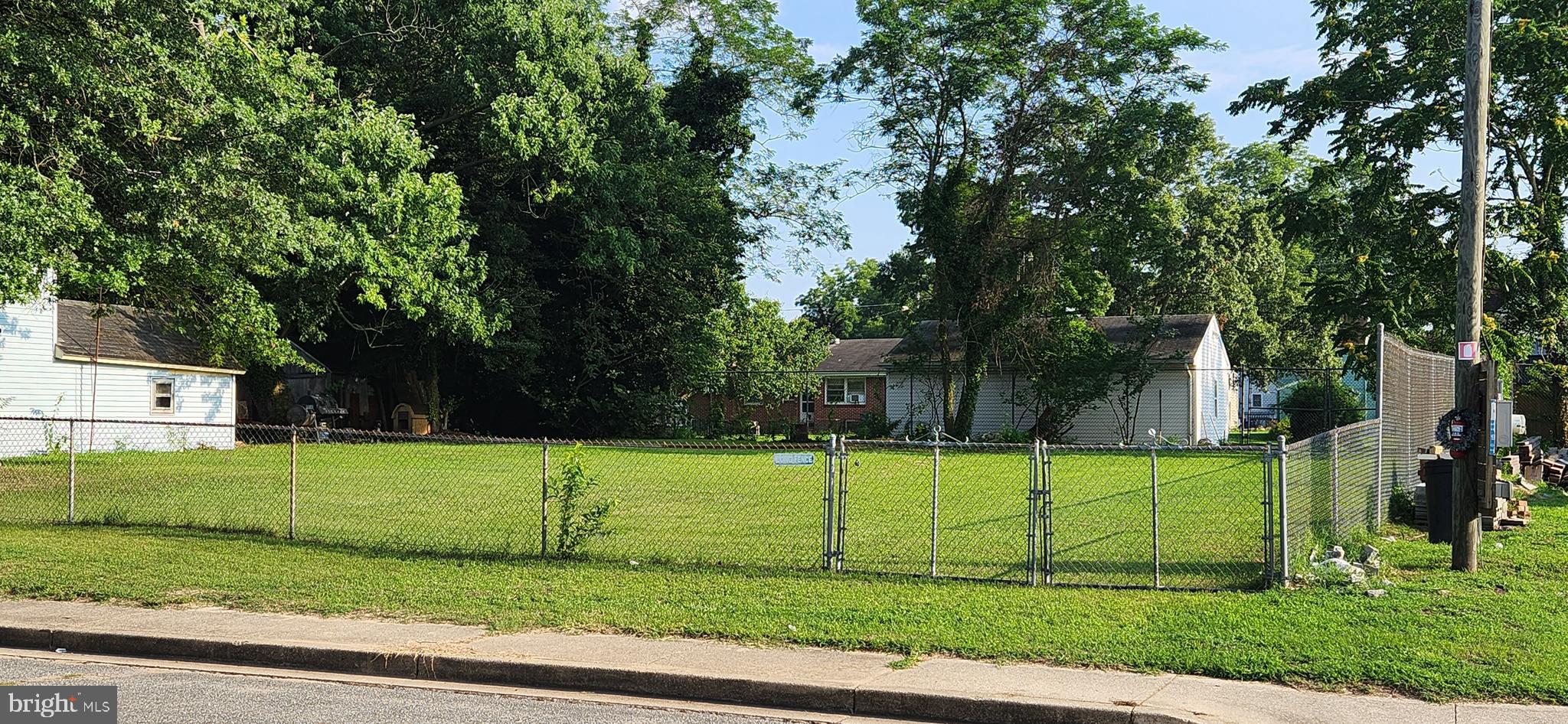 Great opportunity for Investors/Contractors to acquire the 2 lots with many possibilities.
 Water/Sewer connection fees will apply to the town of Denton.
Seller Request that the 2 lots #510 & #512 will only be sold together.