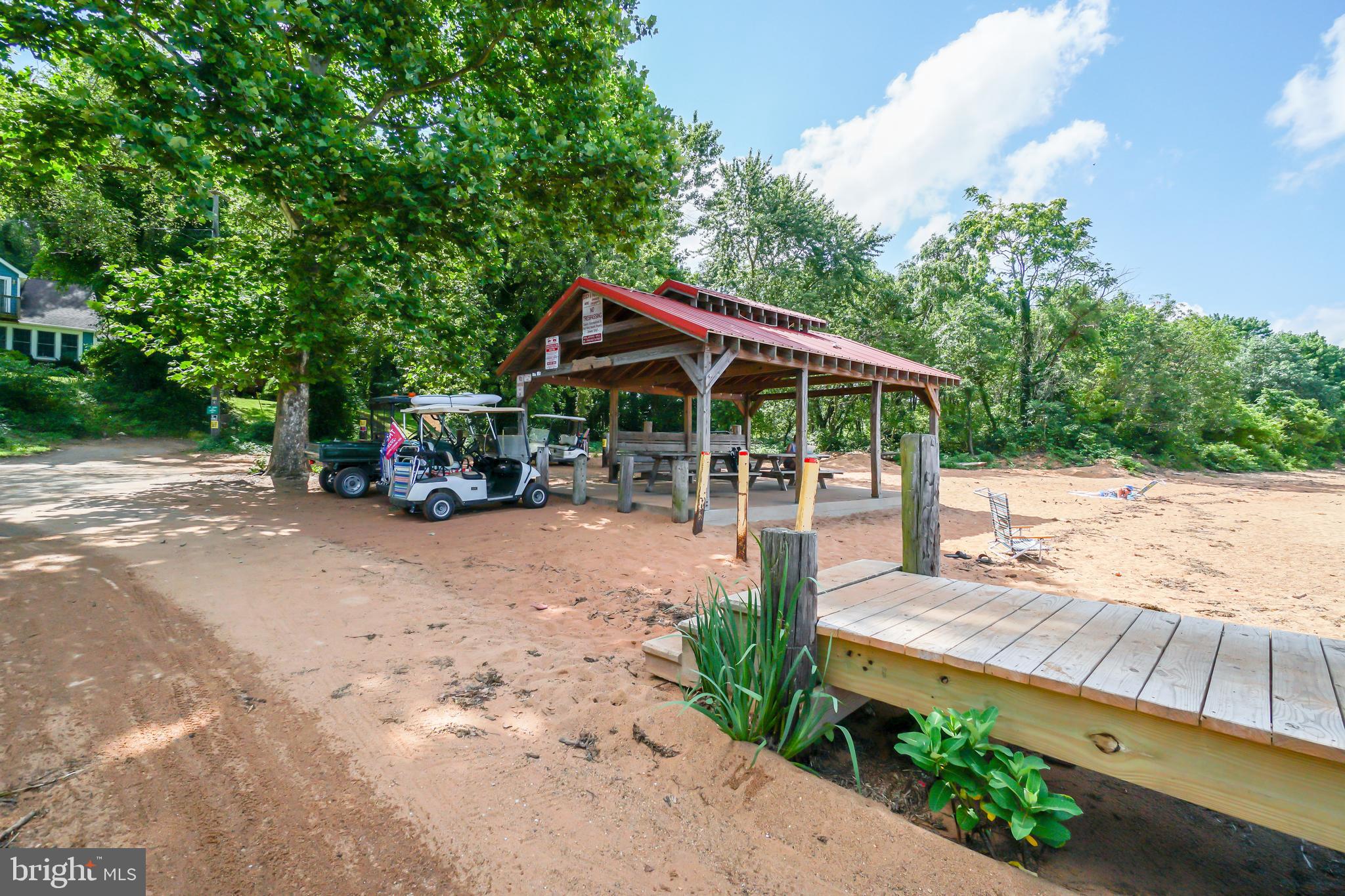 RED POINT BEACH - Residential