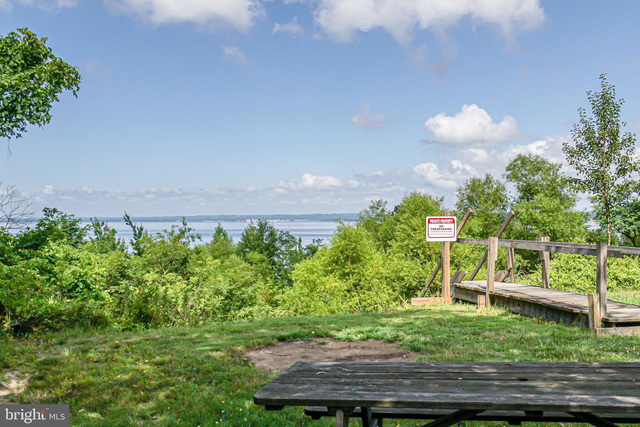 RED POINT BEACH - Residential