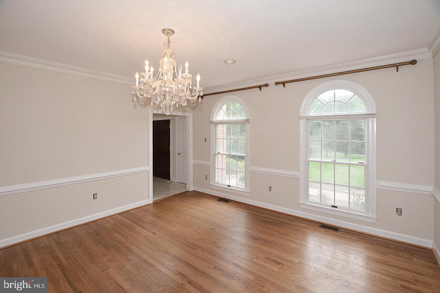 FORESTVILLE - Residential
