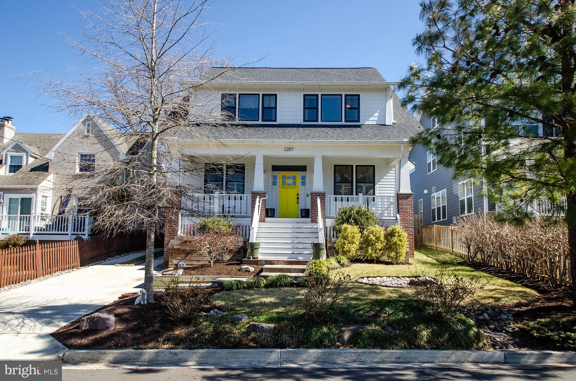 OVER LEE KNOLLS - Residential