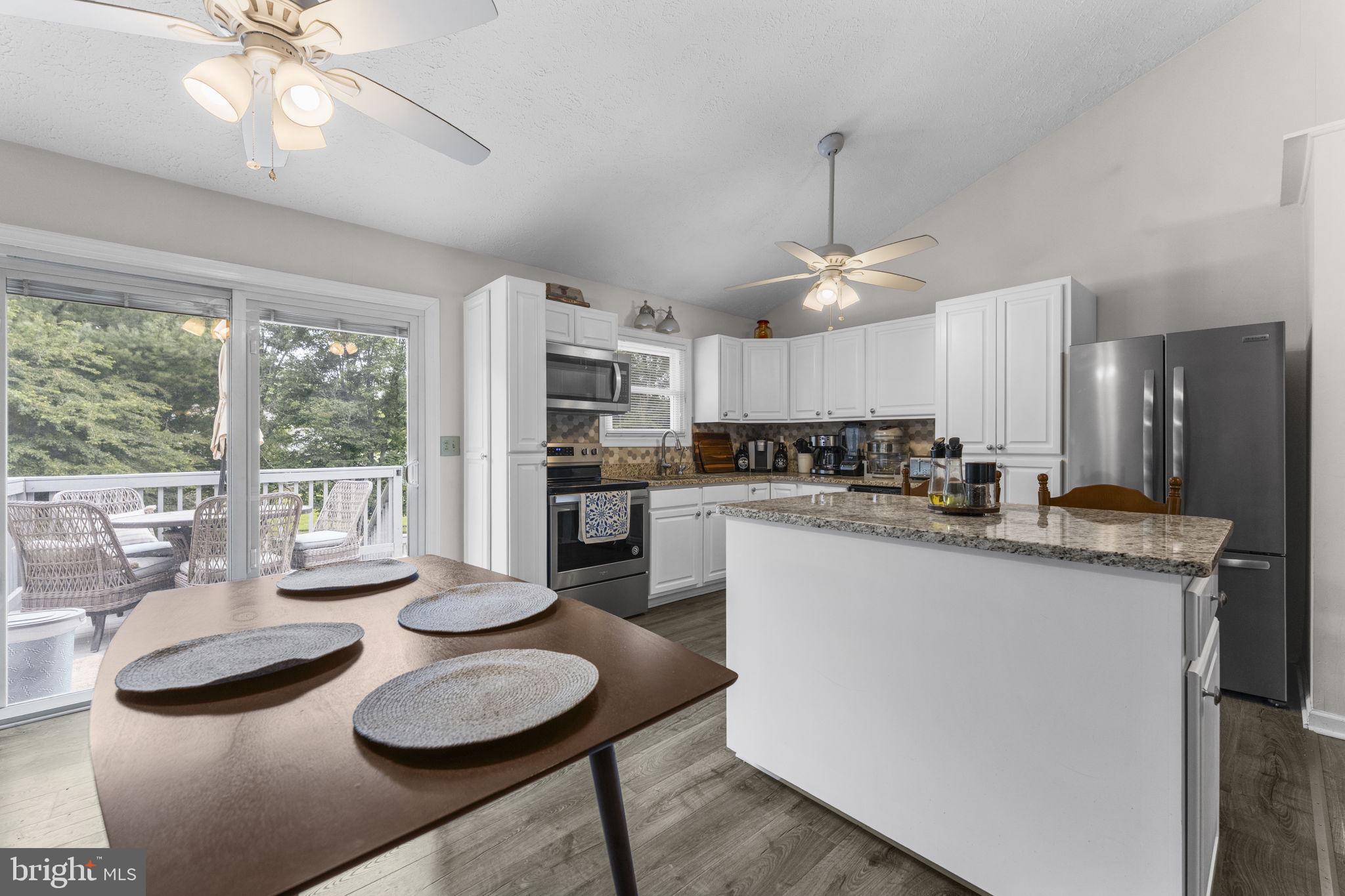 SPRING VALLEY - Residential