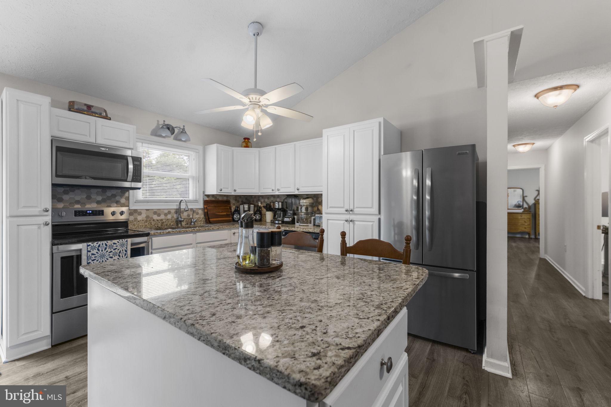 SPRING VALLEY - Residential