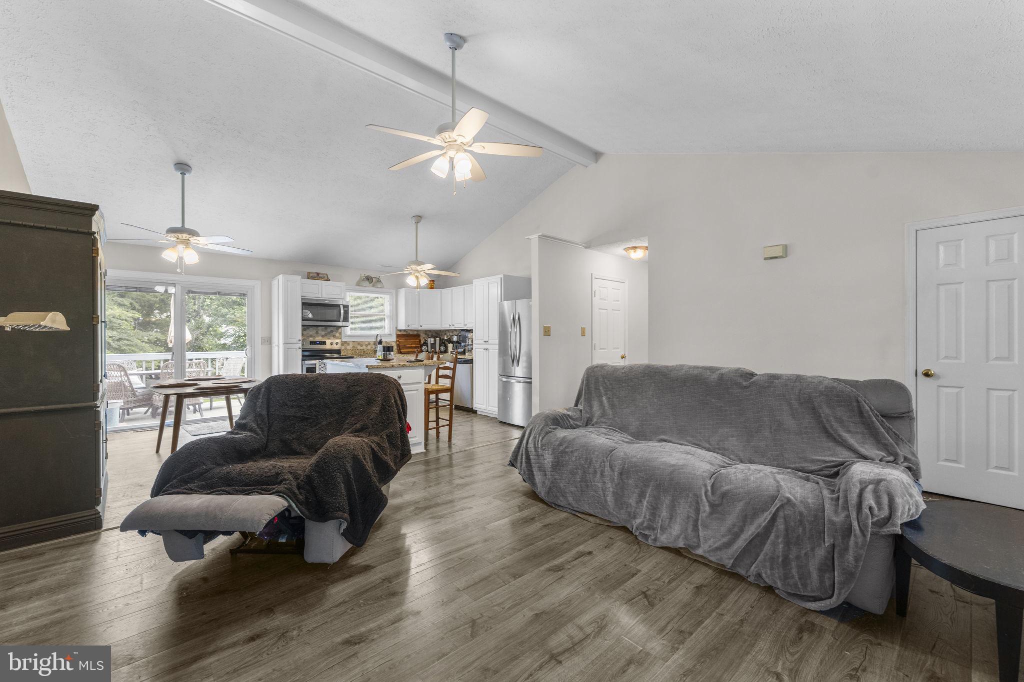 SPRING VALLEY - Residential