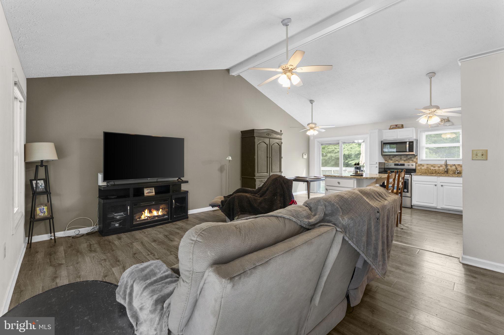 SPRING VALLEY - Residential