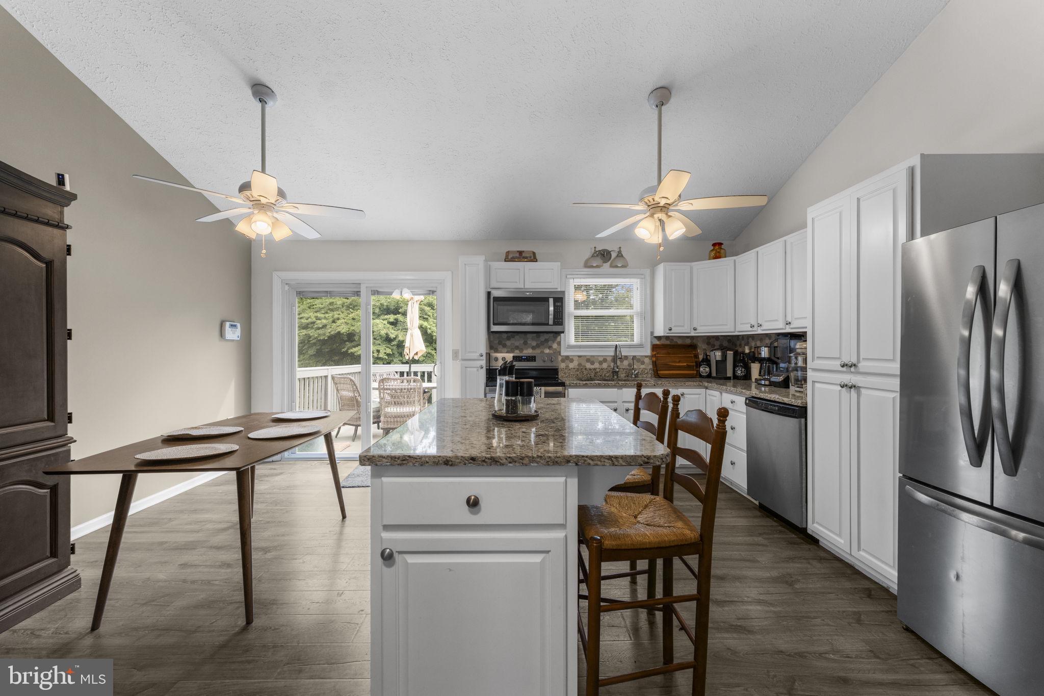 SPRING VALLEY - Residential