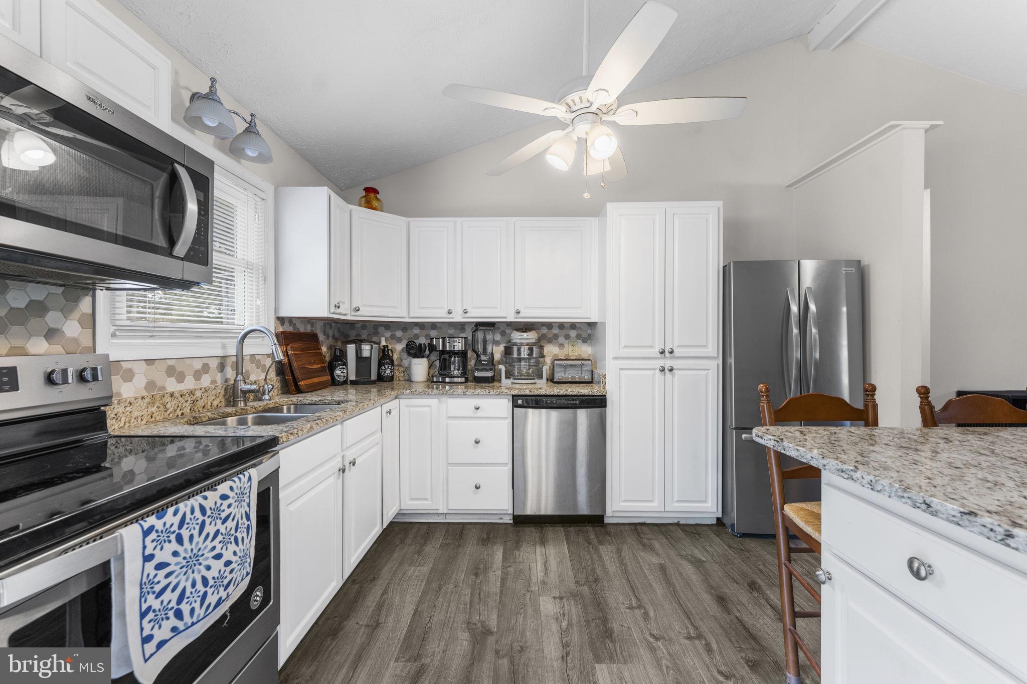 SPRING VALLEY - Residential