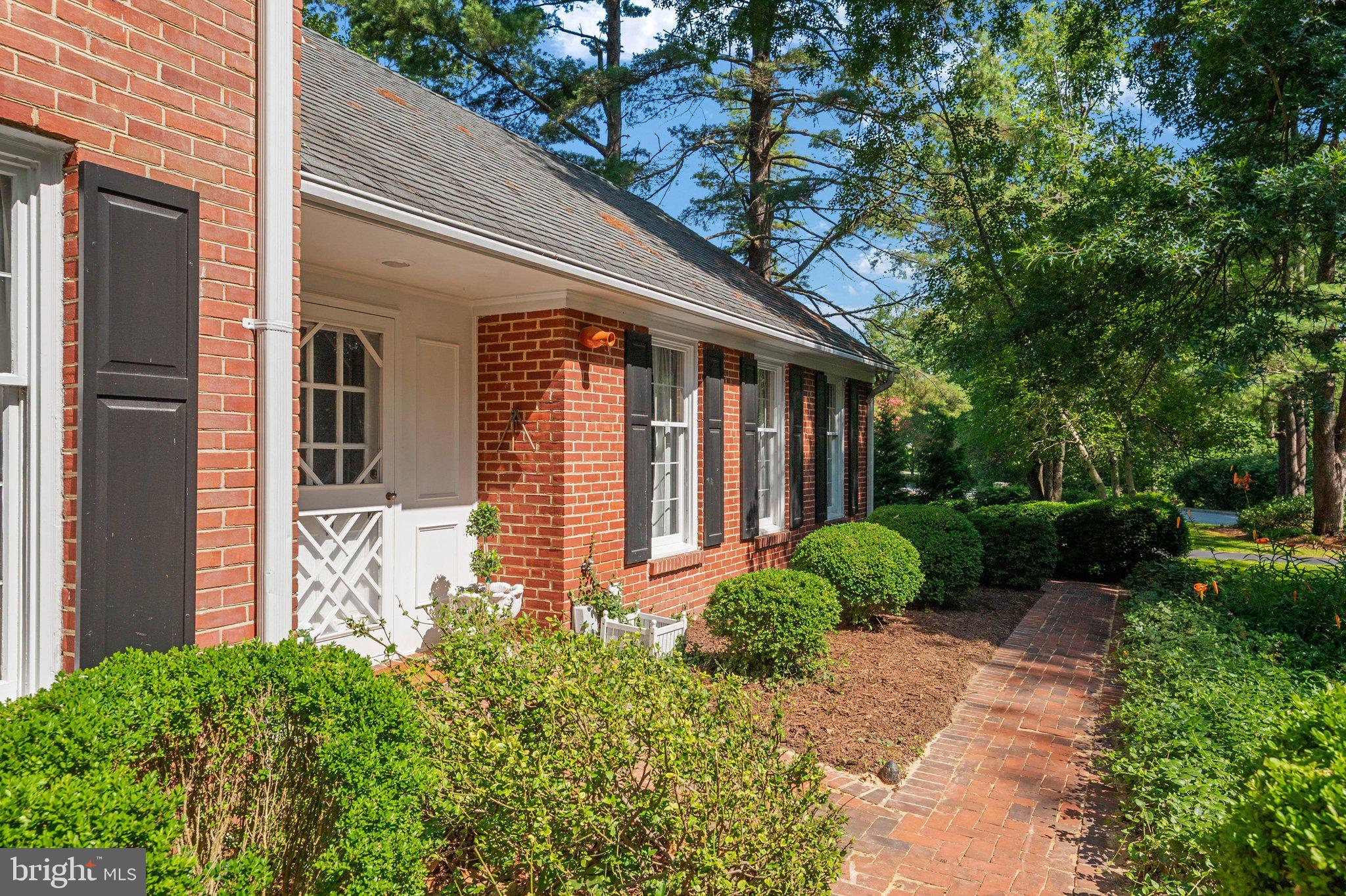 RUGBY HALL ESTATES - Residential