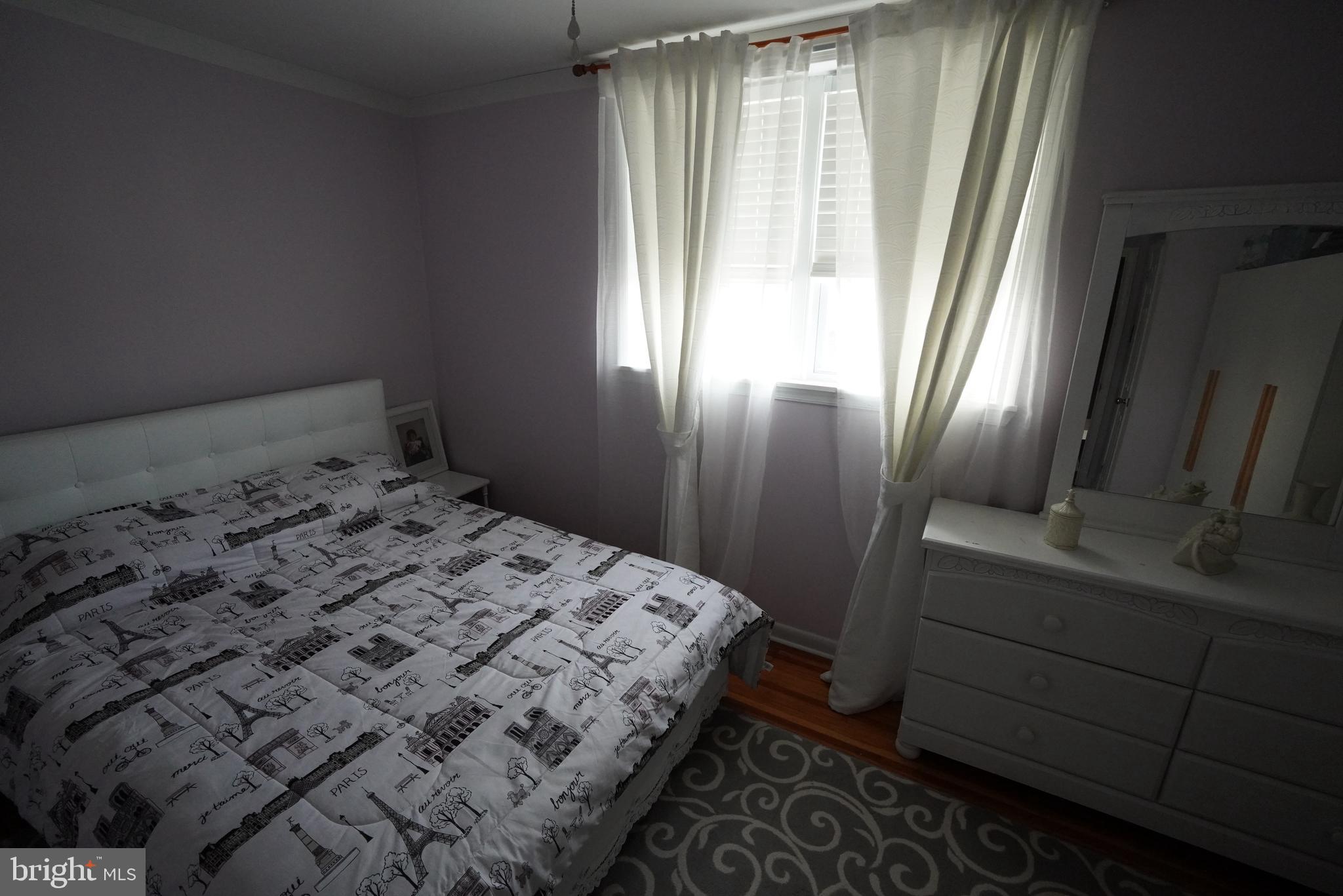 PHILADELPHIA (NORTHEAST) - Residential