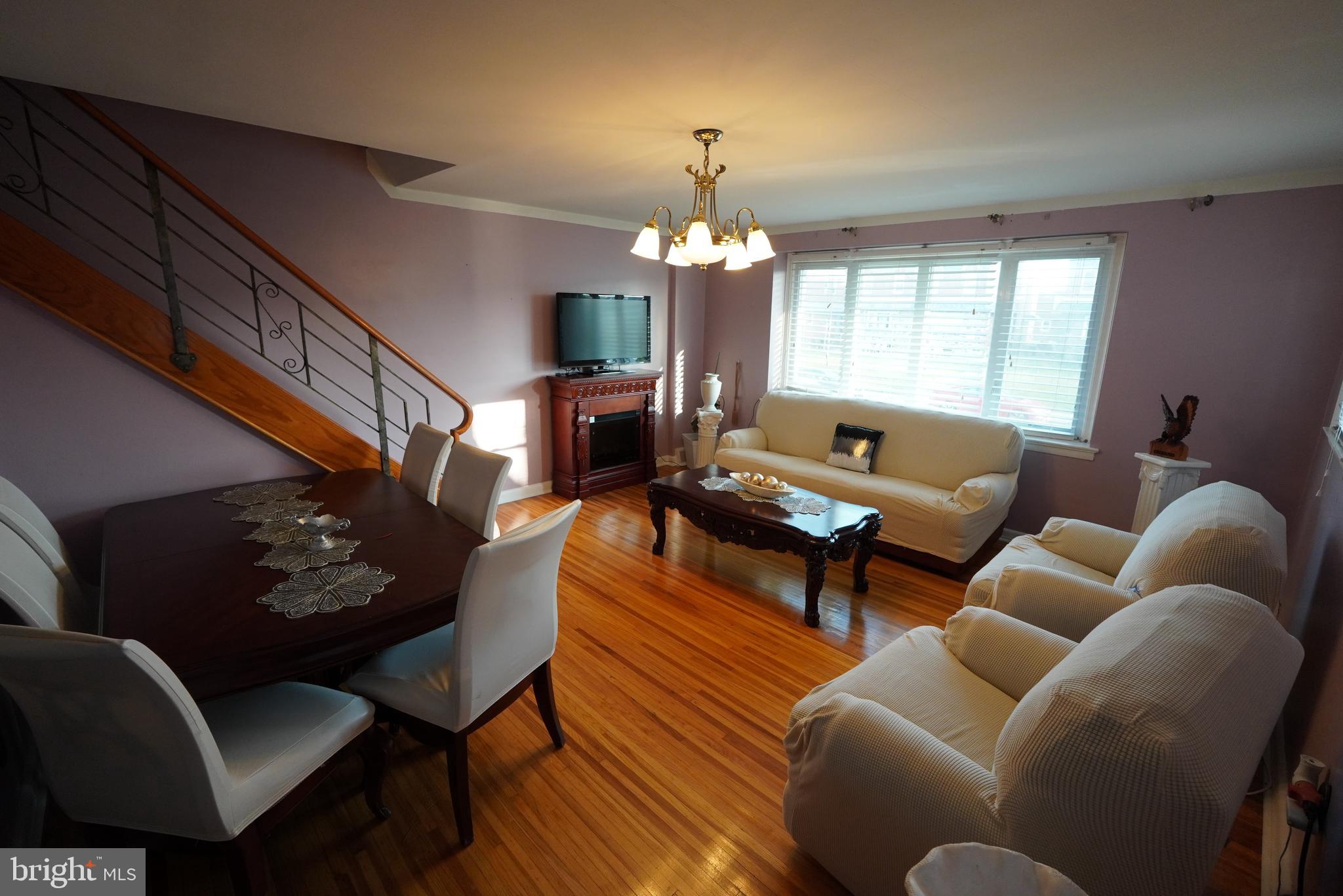 PHILADELPHIA (NORTHEAST) - Residential