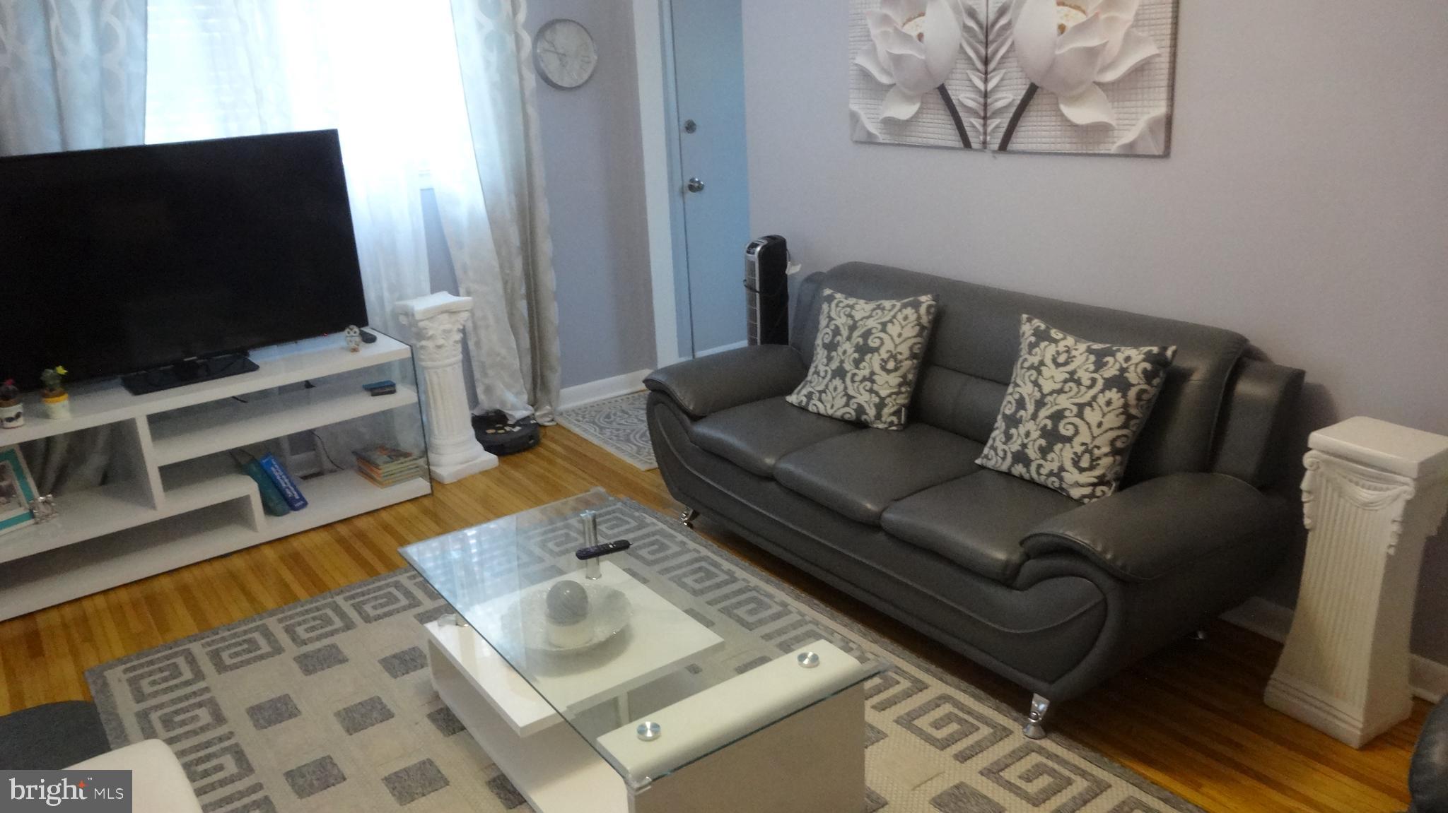 PHILADELPHIA (NORTHEAST) - Residential