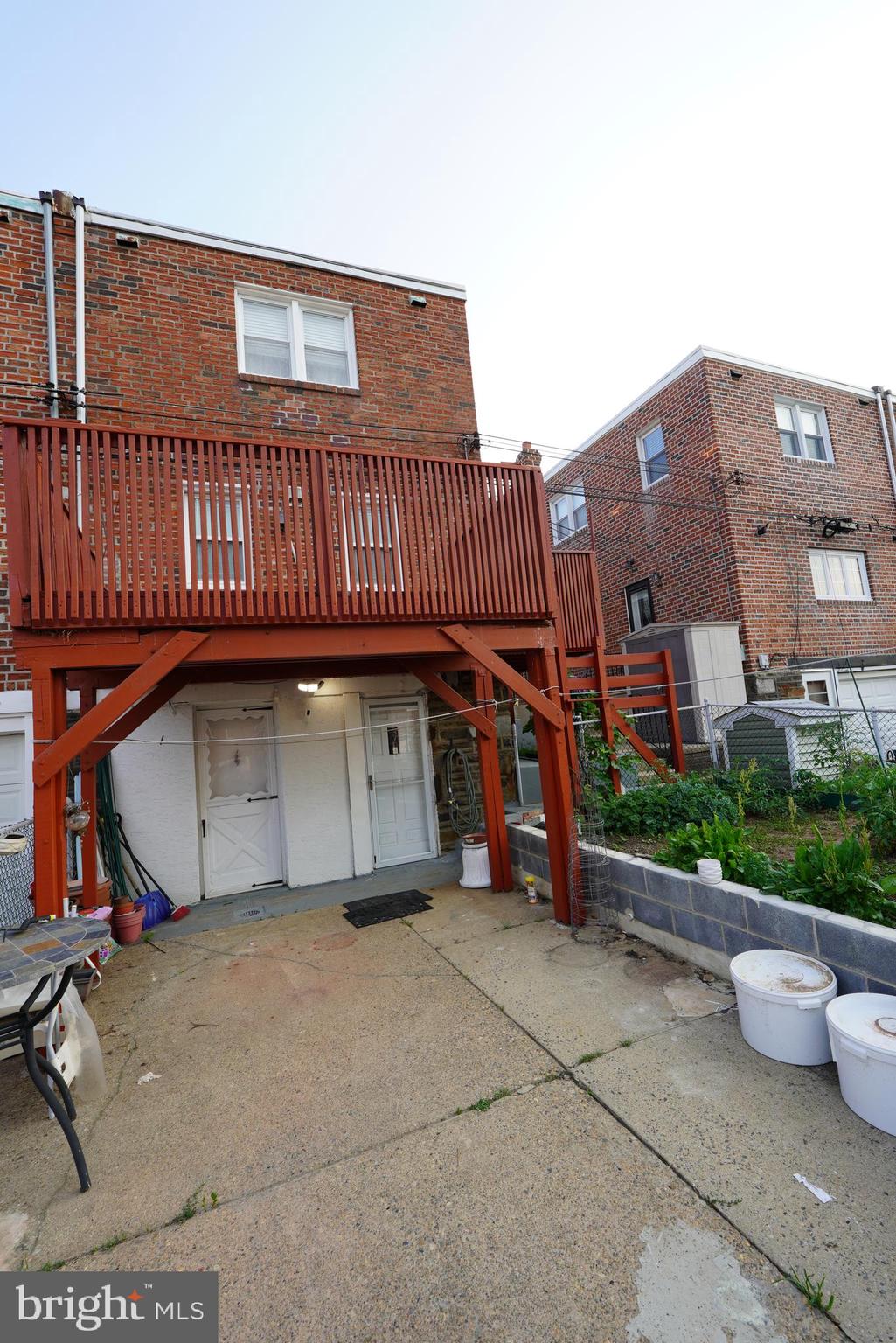 PHILADELPHIA (NORTHEAST) - Residential