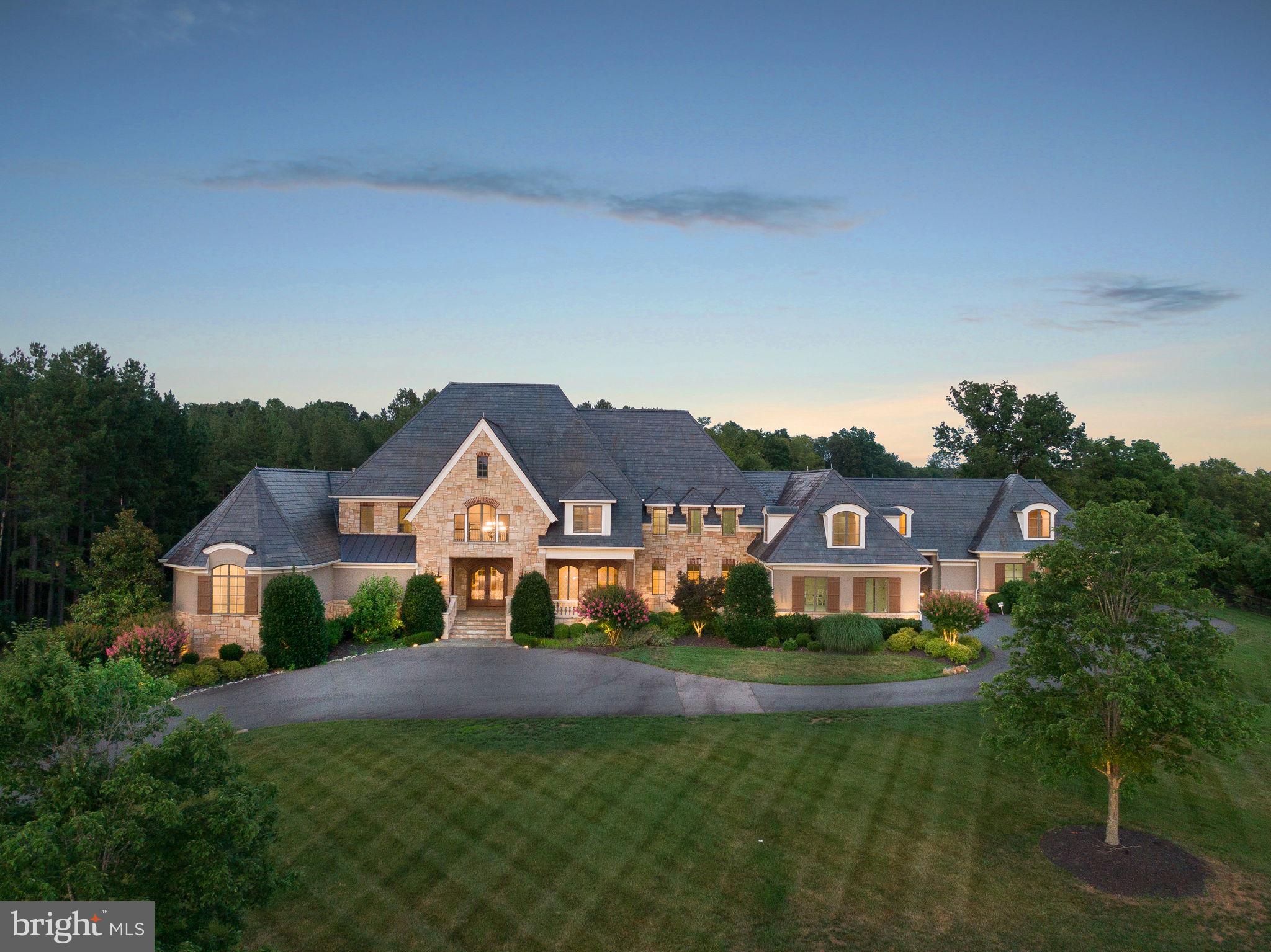 CREIGHTON FARMS - Residential
