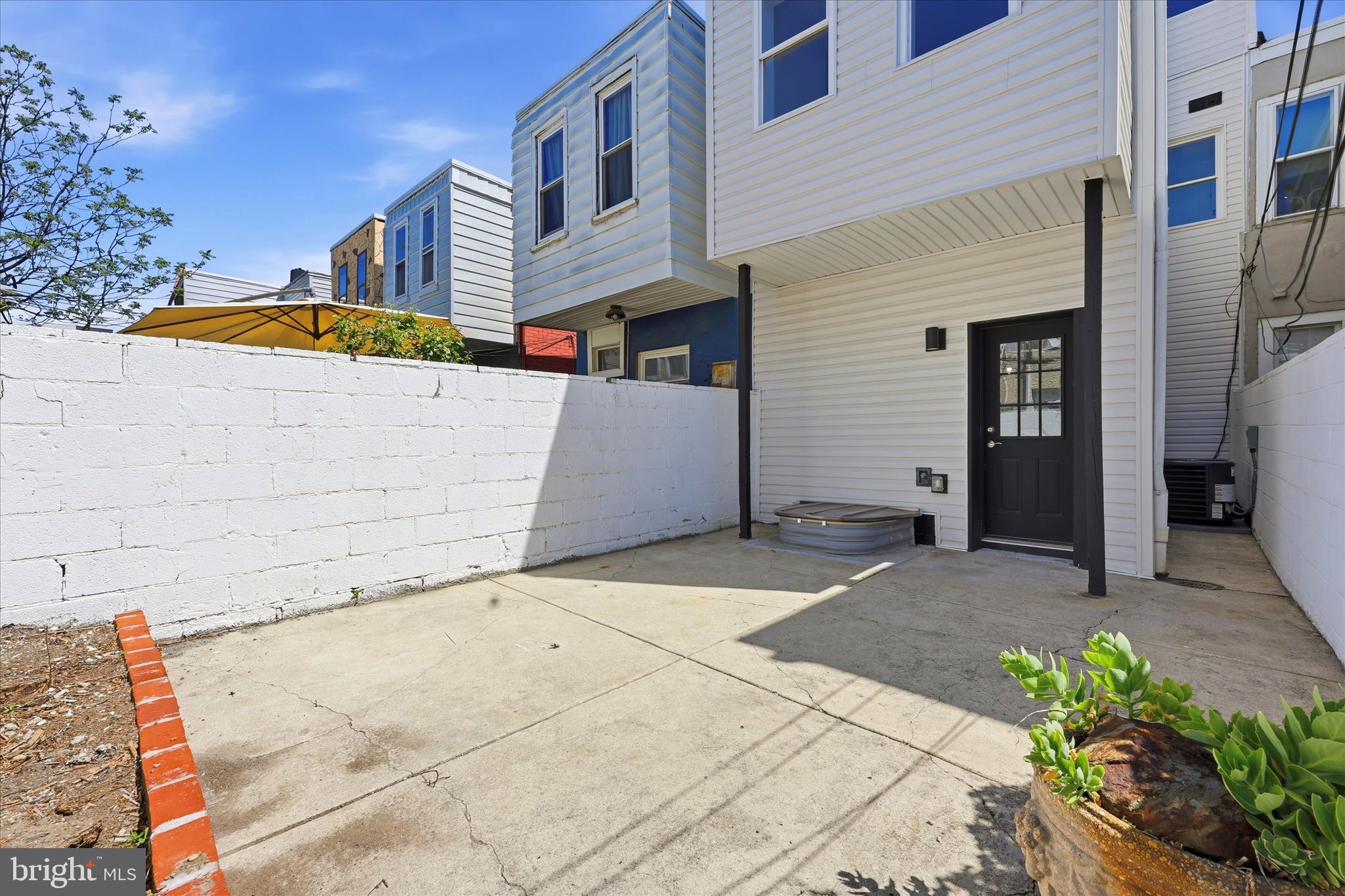 POINT BREEZE - Residential