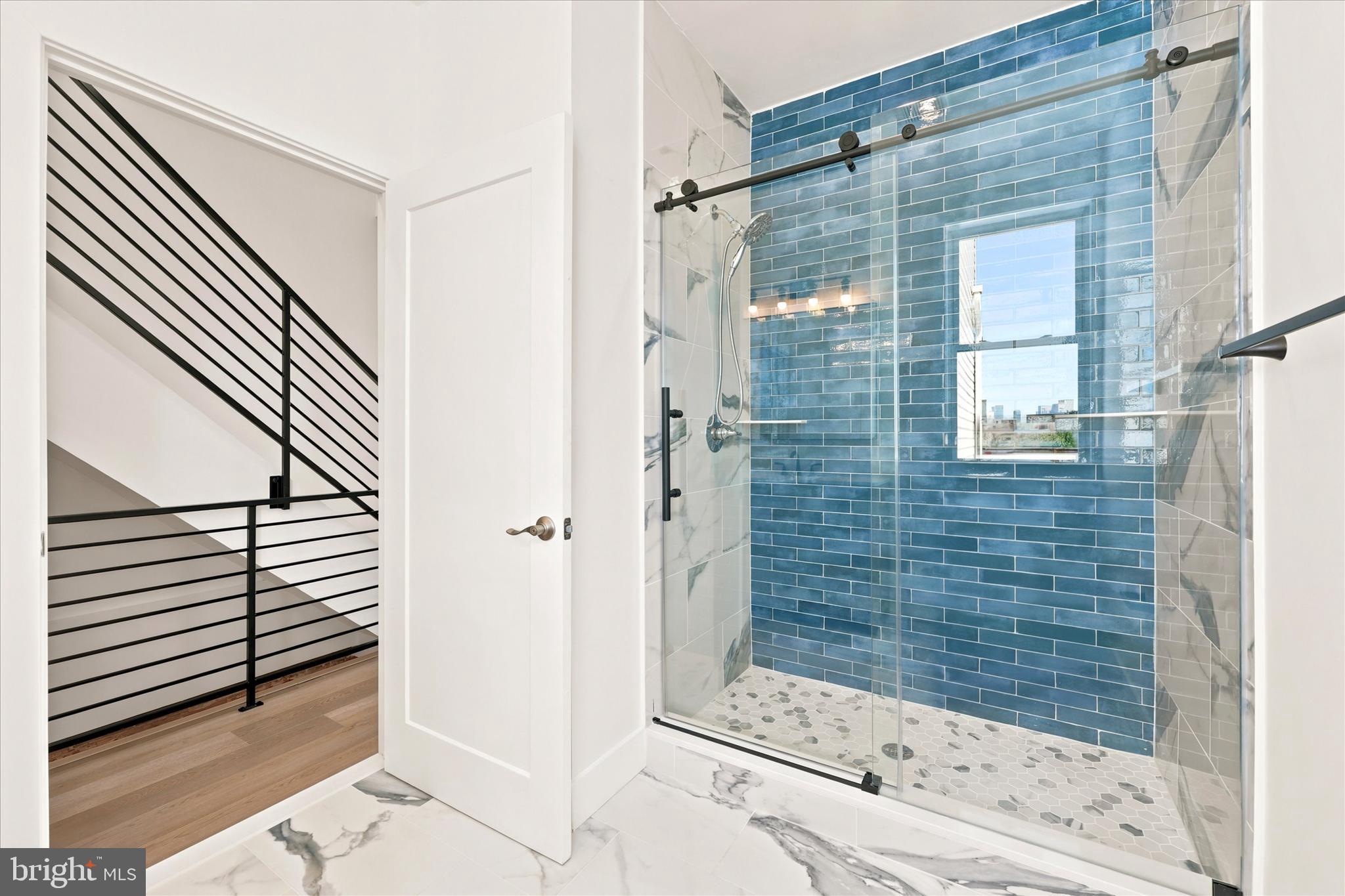 POINT BREEZE - Residential