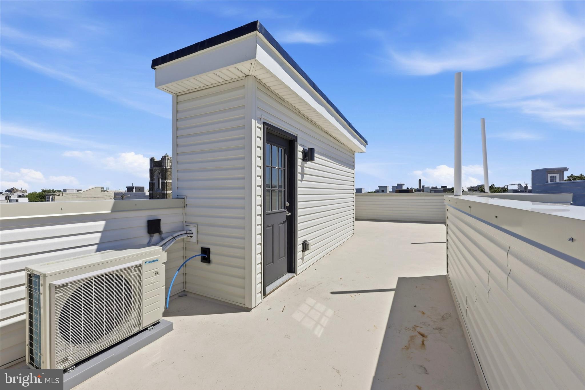 POINT BREEZE - Residential